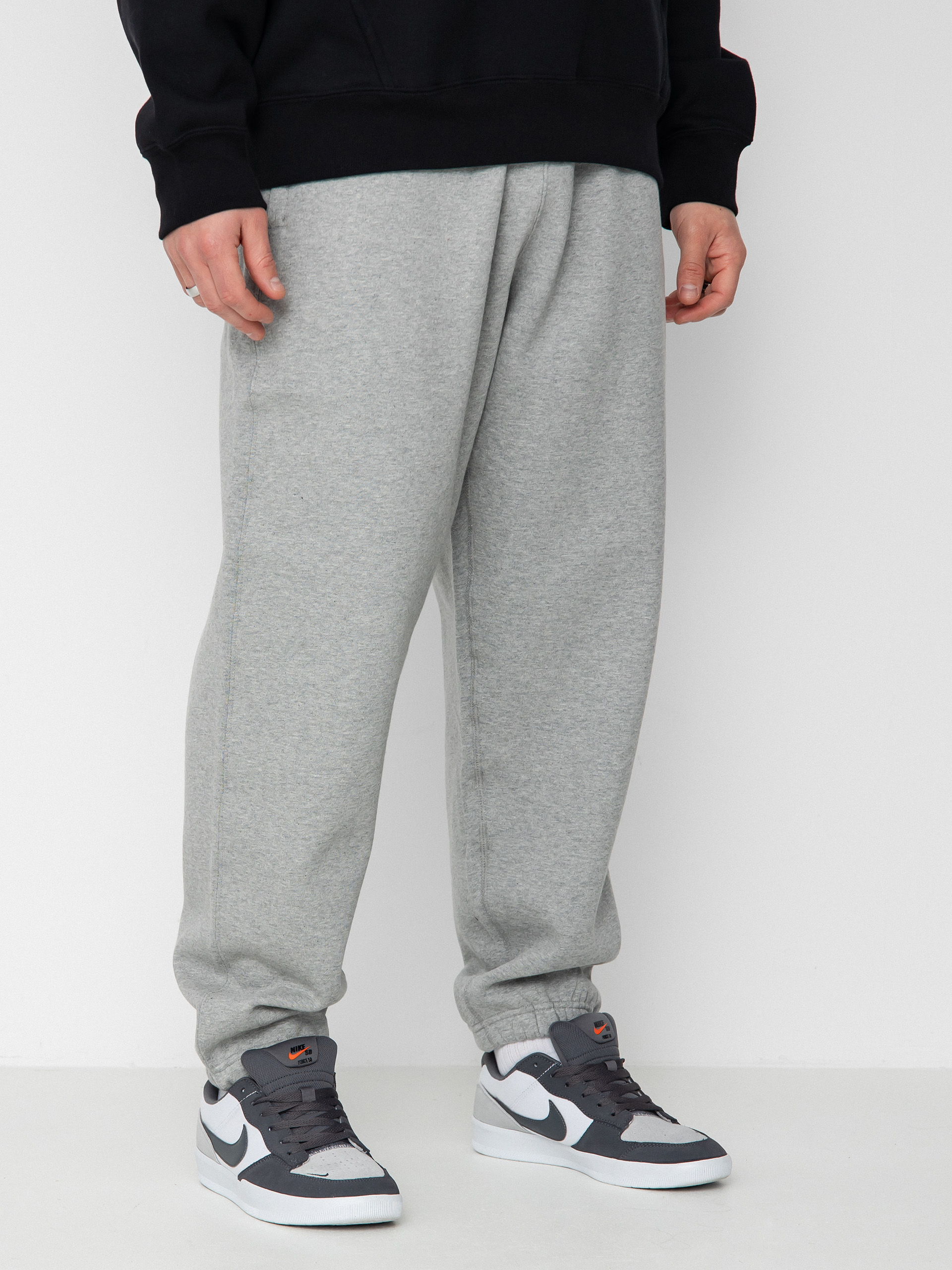 Pantaloni Nike SB Solo Swoosh (dk grey heather/white)