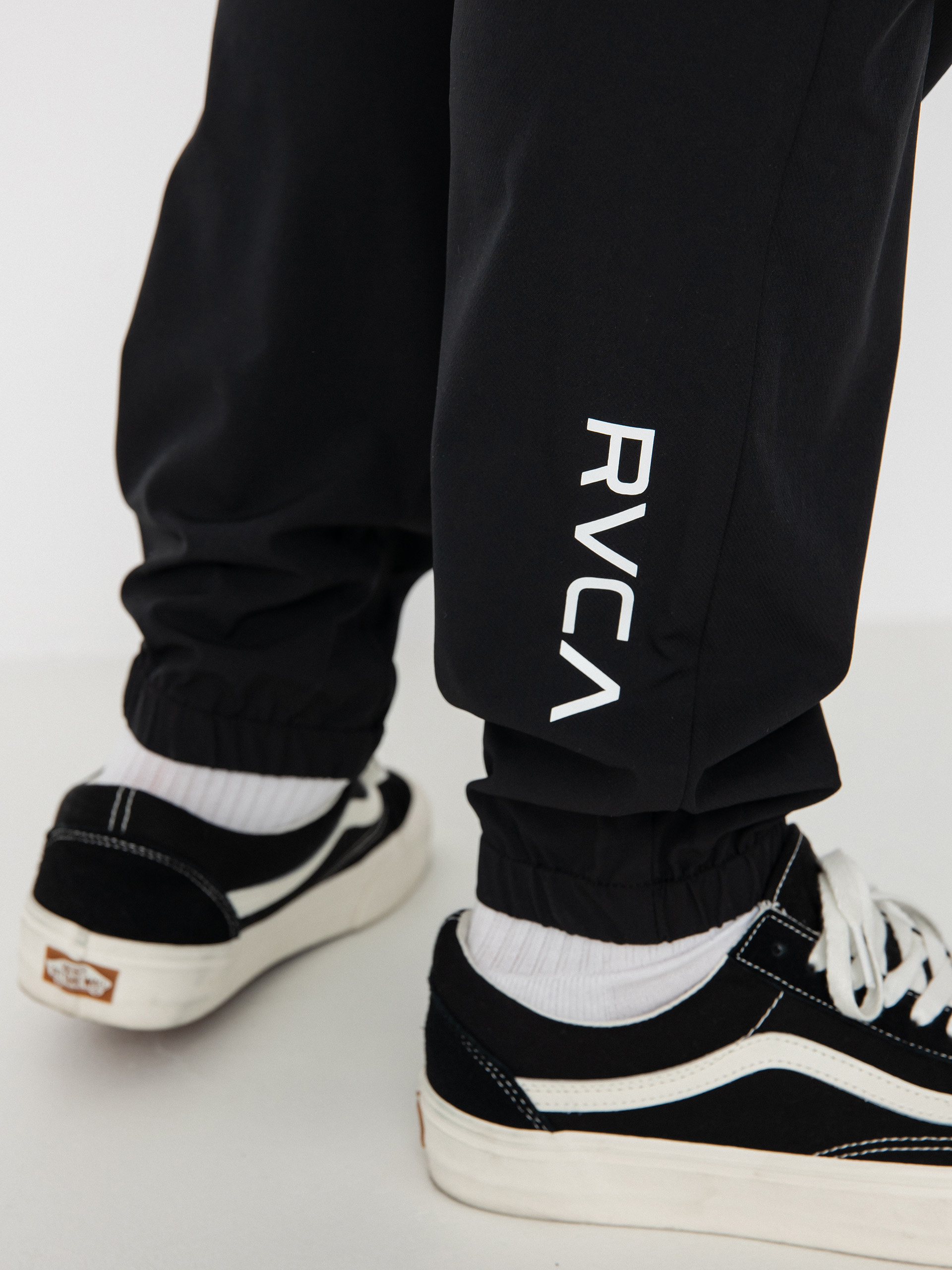 Pantaloni RVCA Yogger II (black)