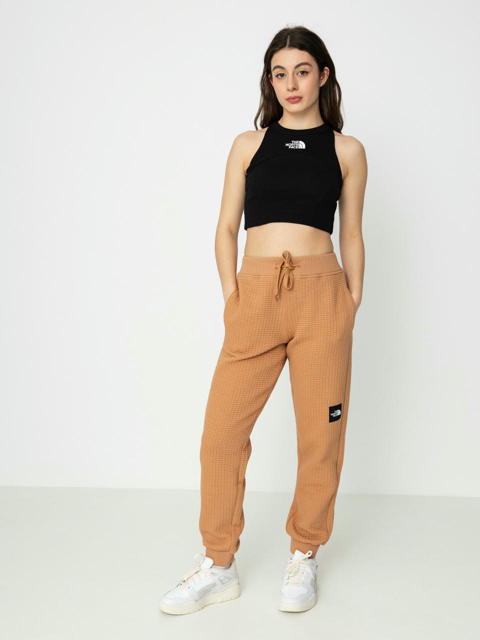 Pantaloni The North Face Mhysa Quilted Wmn (macchiato brown)