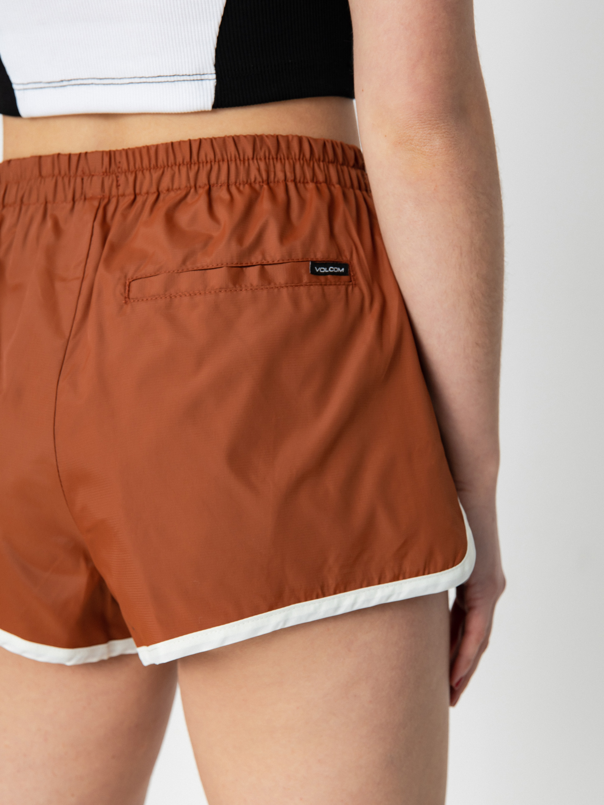 Șort Volcom Coco Ho Runner Wmn (dark clay)