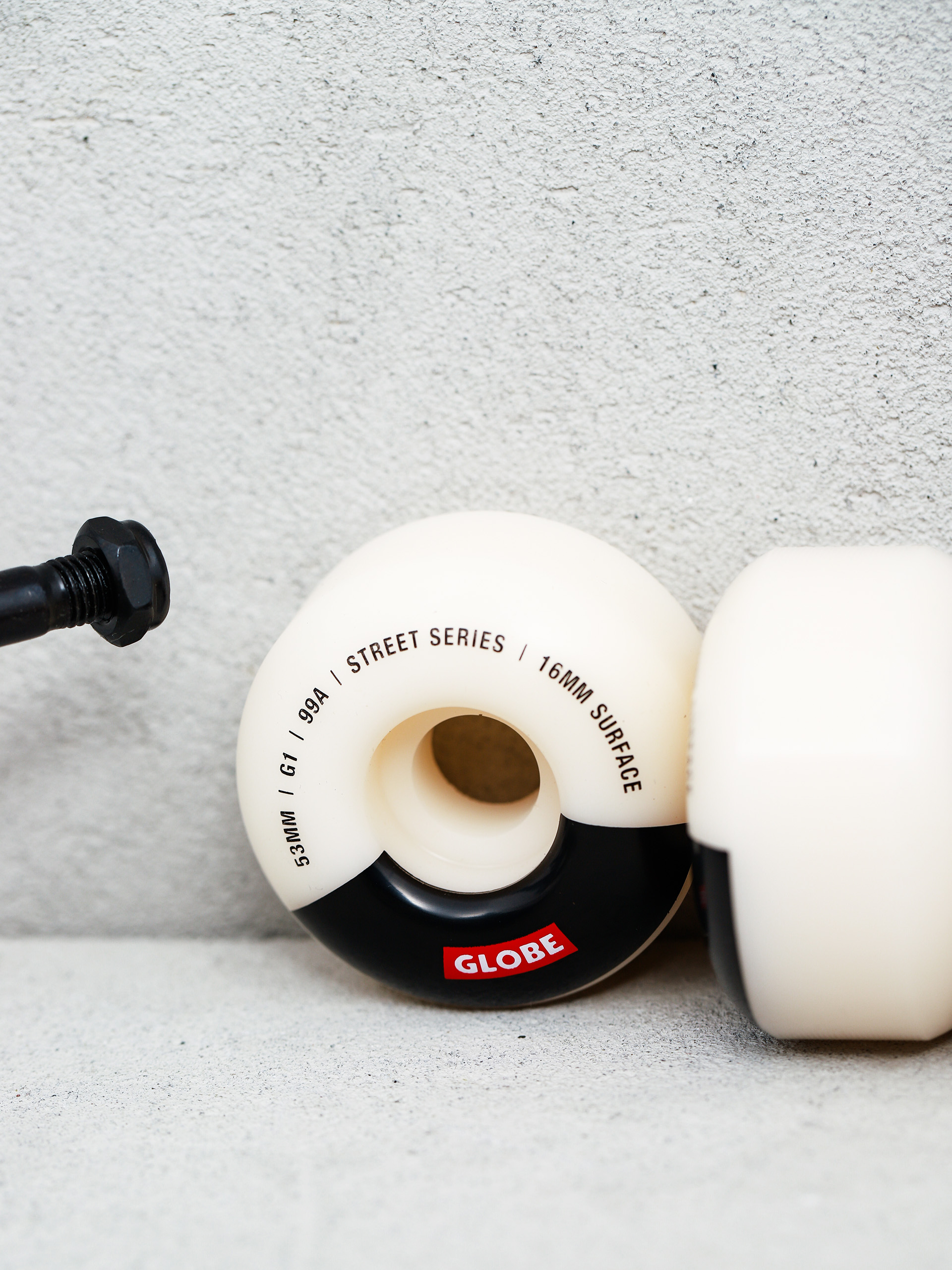 Cheie Globe Zestaw do deskorolki Everything But The Deck Kit (raw finish)