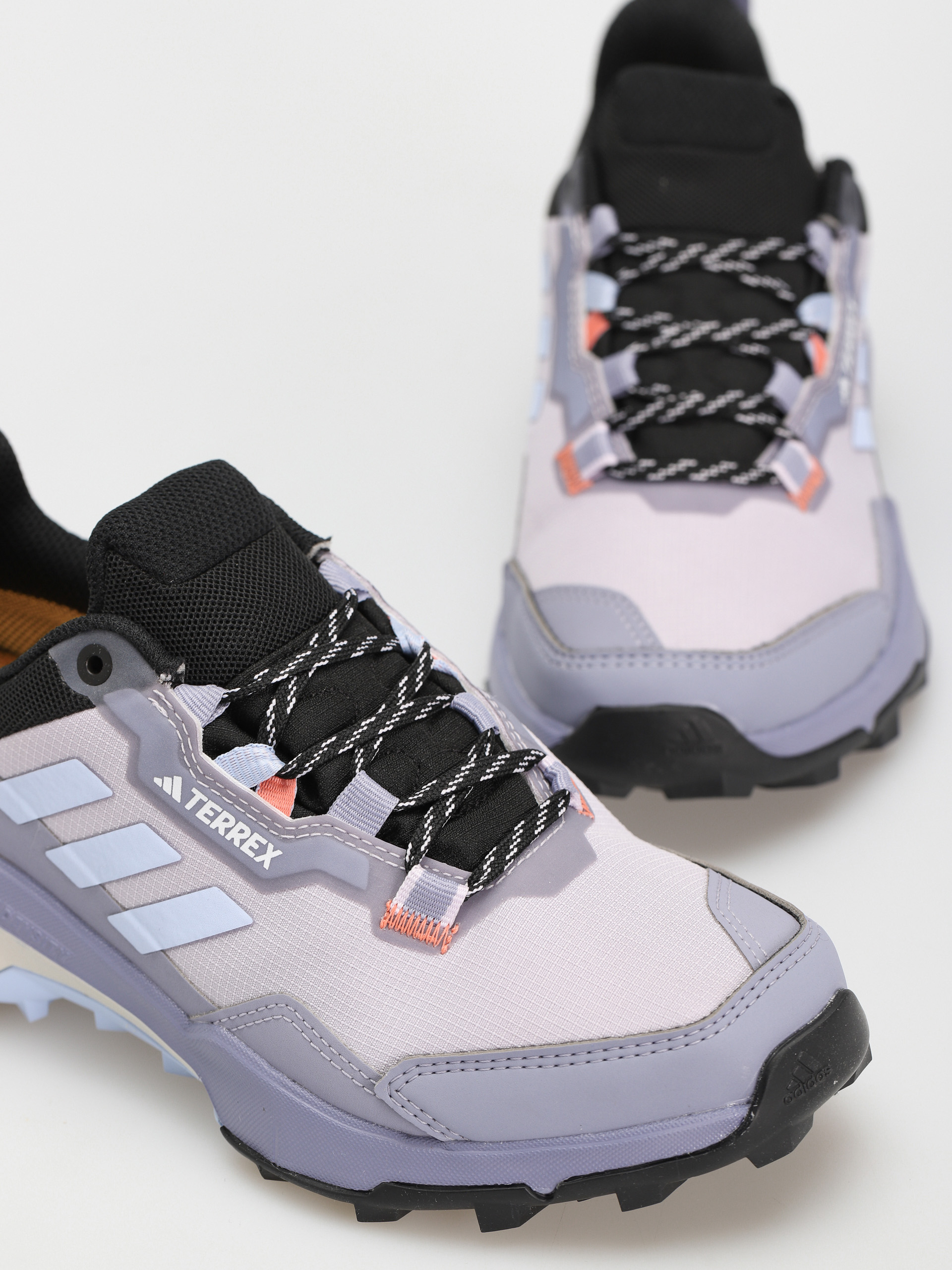 Pantofi adidas Terrex Ax4 Gtx W Wmn (silvio/bludaw/sogold)