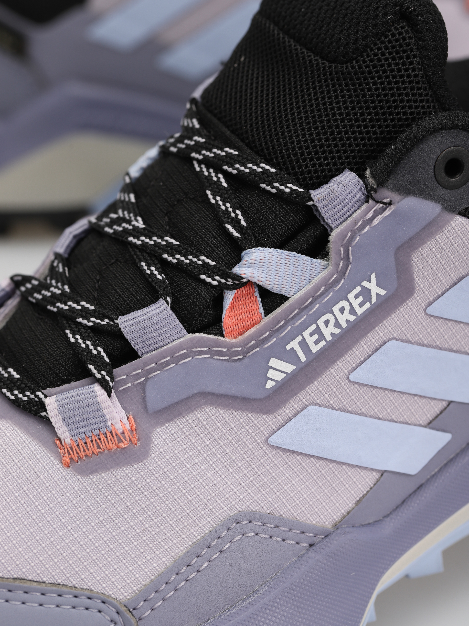 Pantofi adidas Terrex Ax4 Gtx W Wmn (silvio/bludaw/sogold)