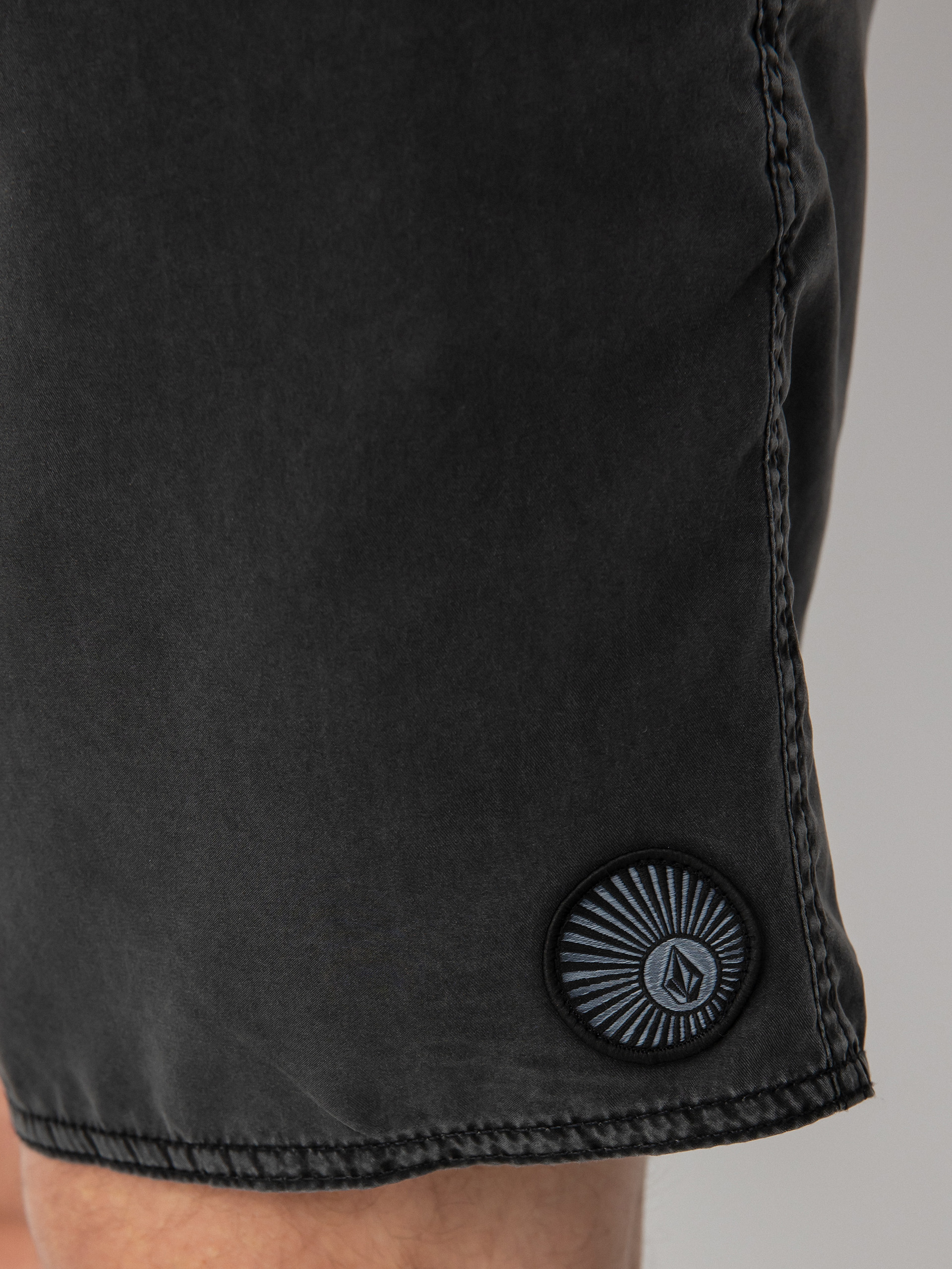 Șort Volcom Center Trunk 17 (black)