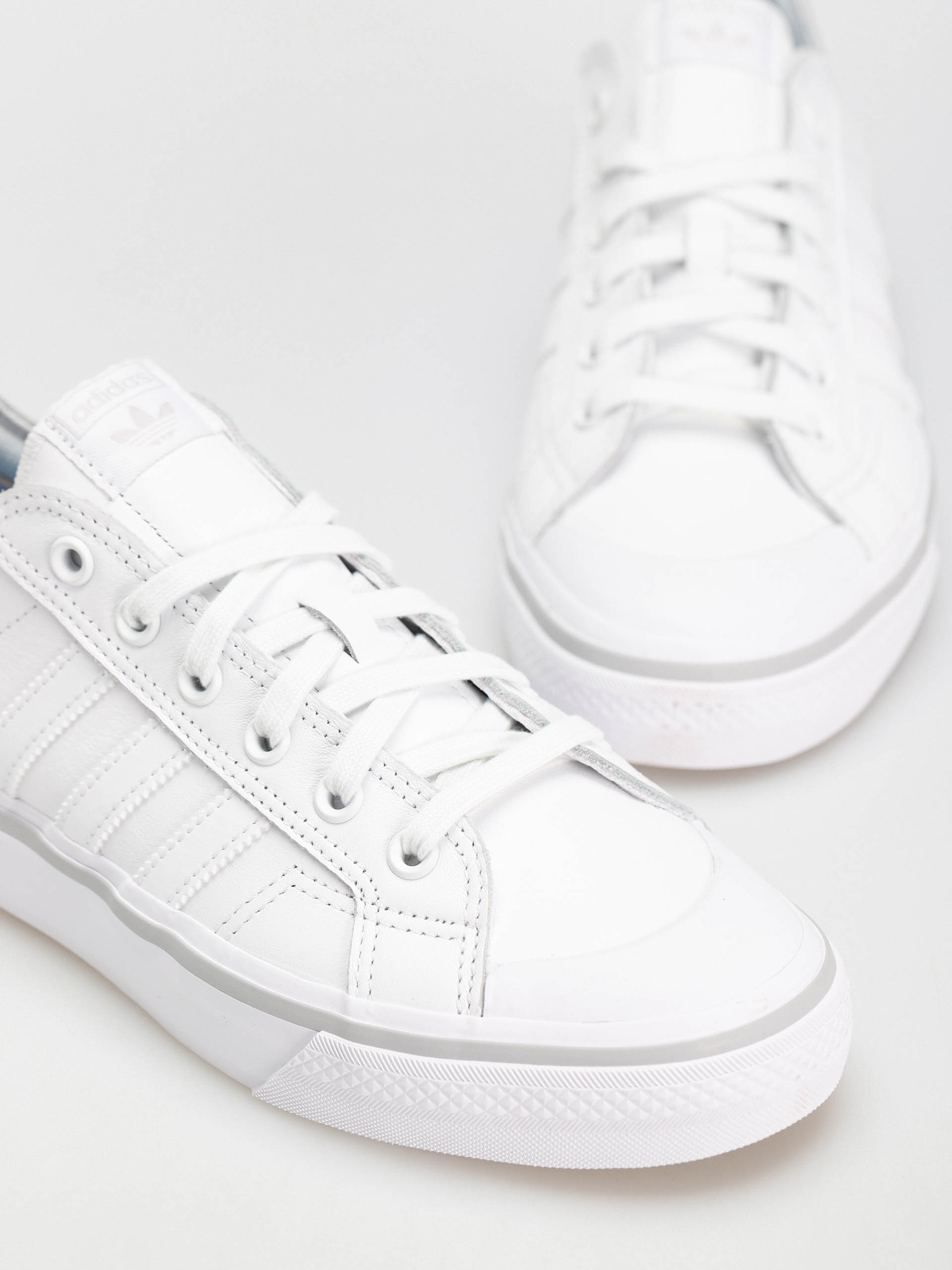 Pantofi adidas Nizza Low Adv (ftwwht/ftwwht/gretwo)