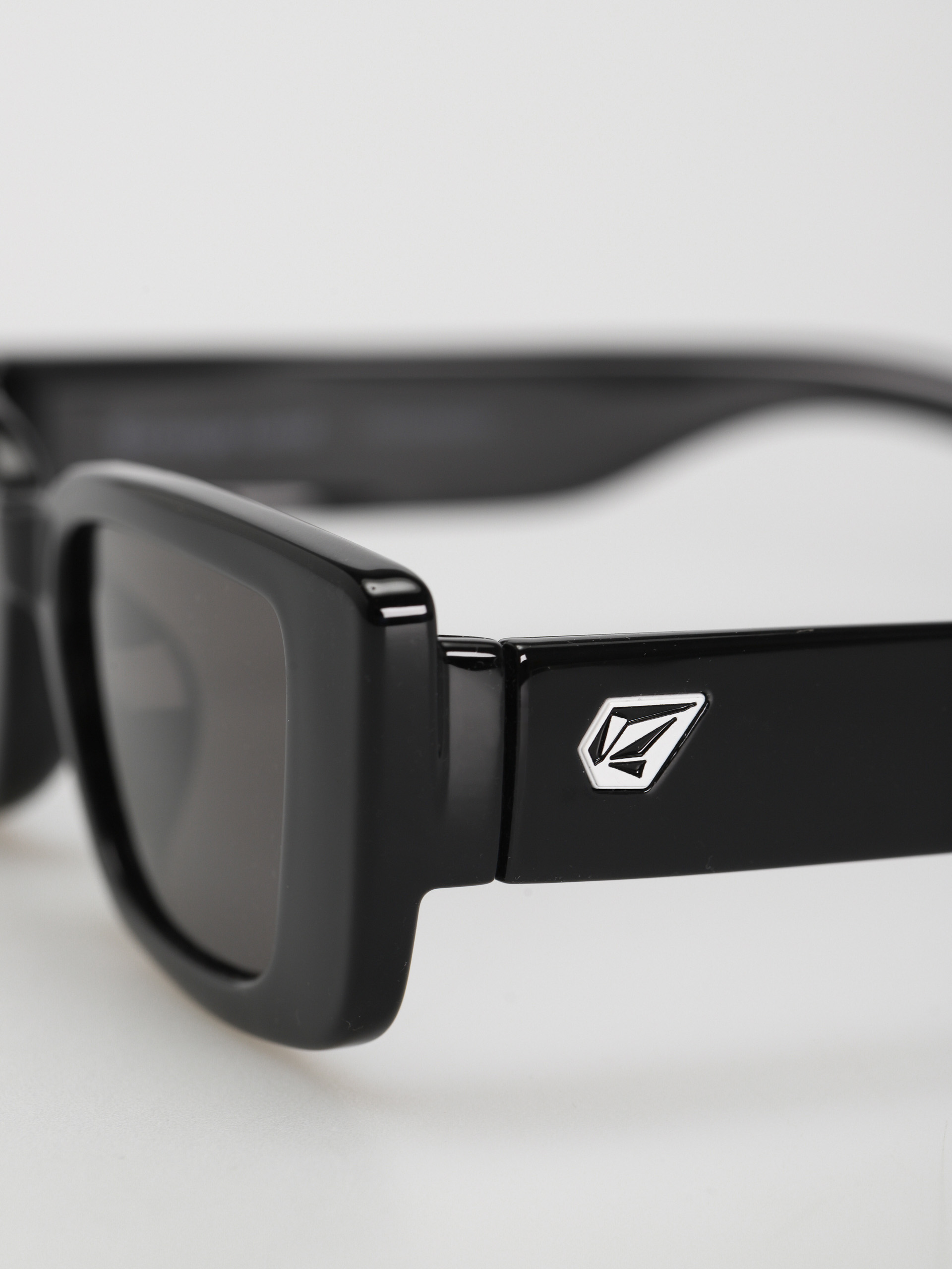 Ochelari de soare Volcom Strange Land (gloss black/gray)