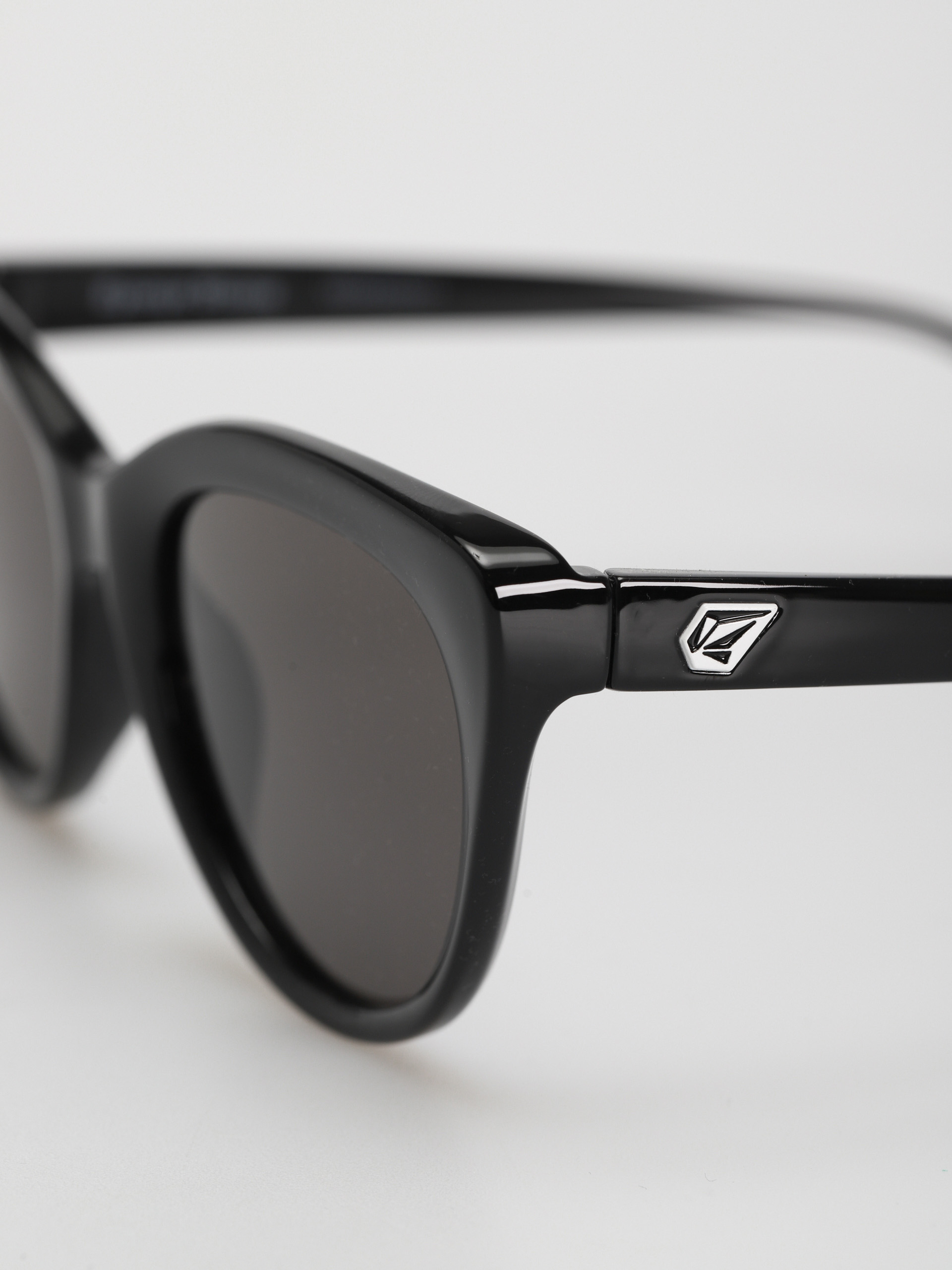 Ochelari de soare Volcom Eyeeye Stone Wmn (gloss black/gray)