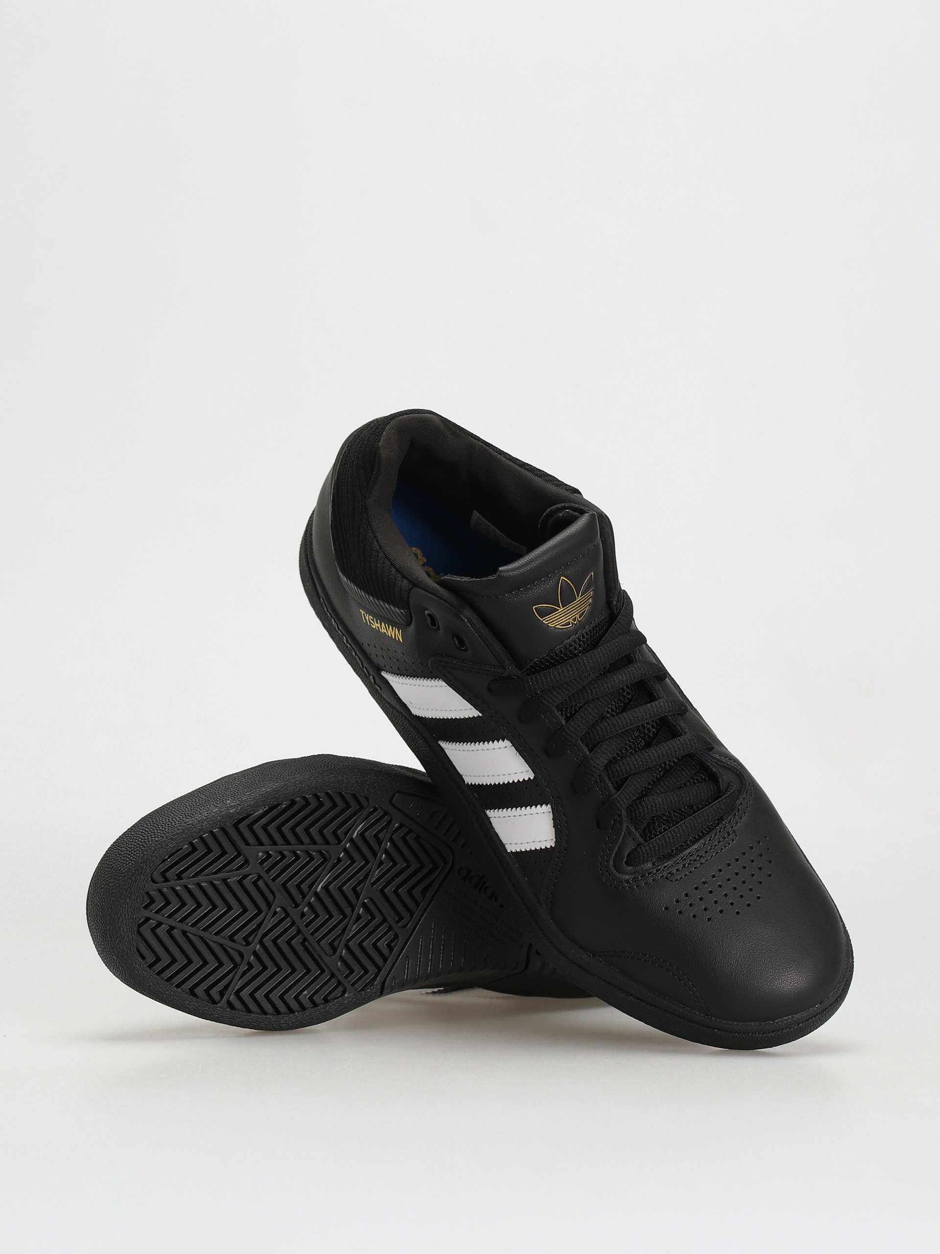 Pantofi adidas Tyshawn (cblack/ftwwht/goldmt)