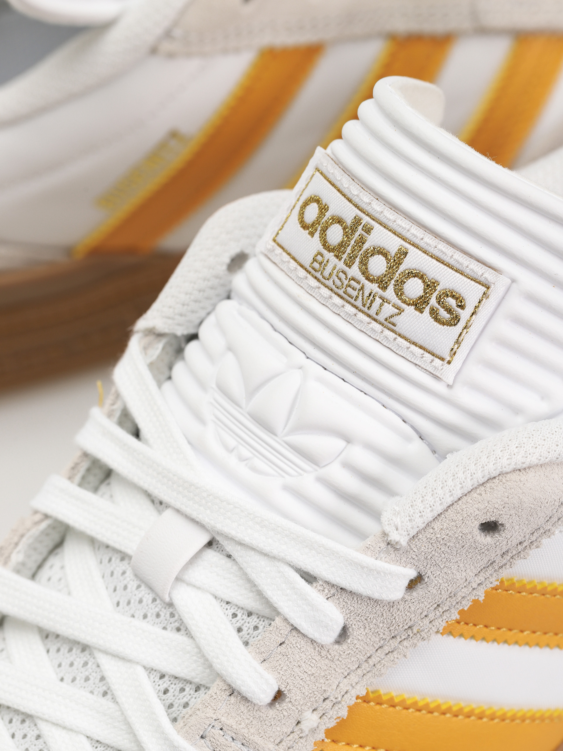 Pantofi adidas Busenitz (crywht/preyel/gum4)