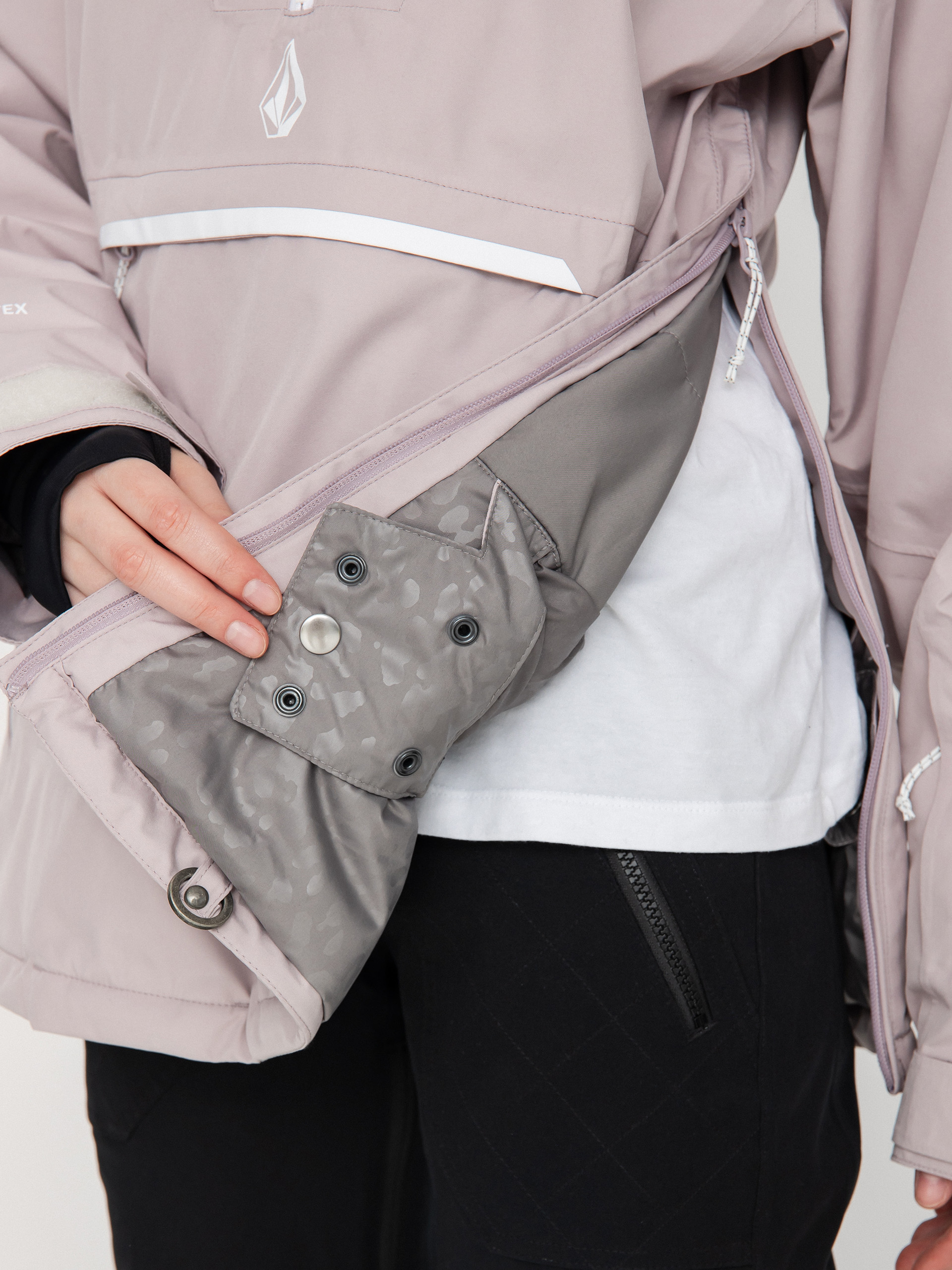 Pentru femei Geacă de snowboard Volcom Fern Ins Gore Pullover (amethyst smoke)