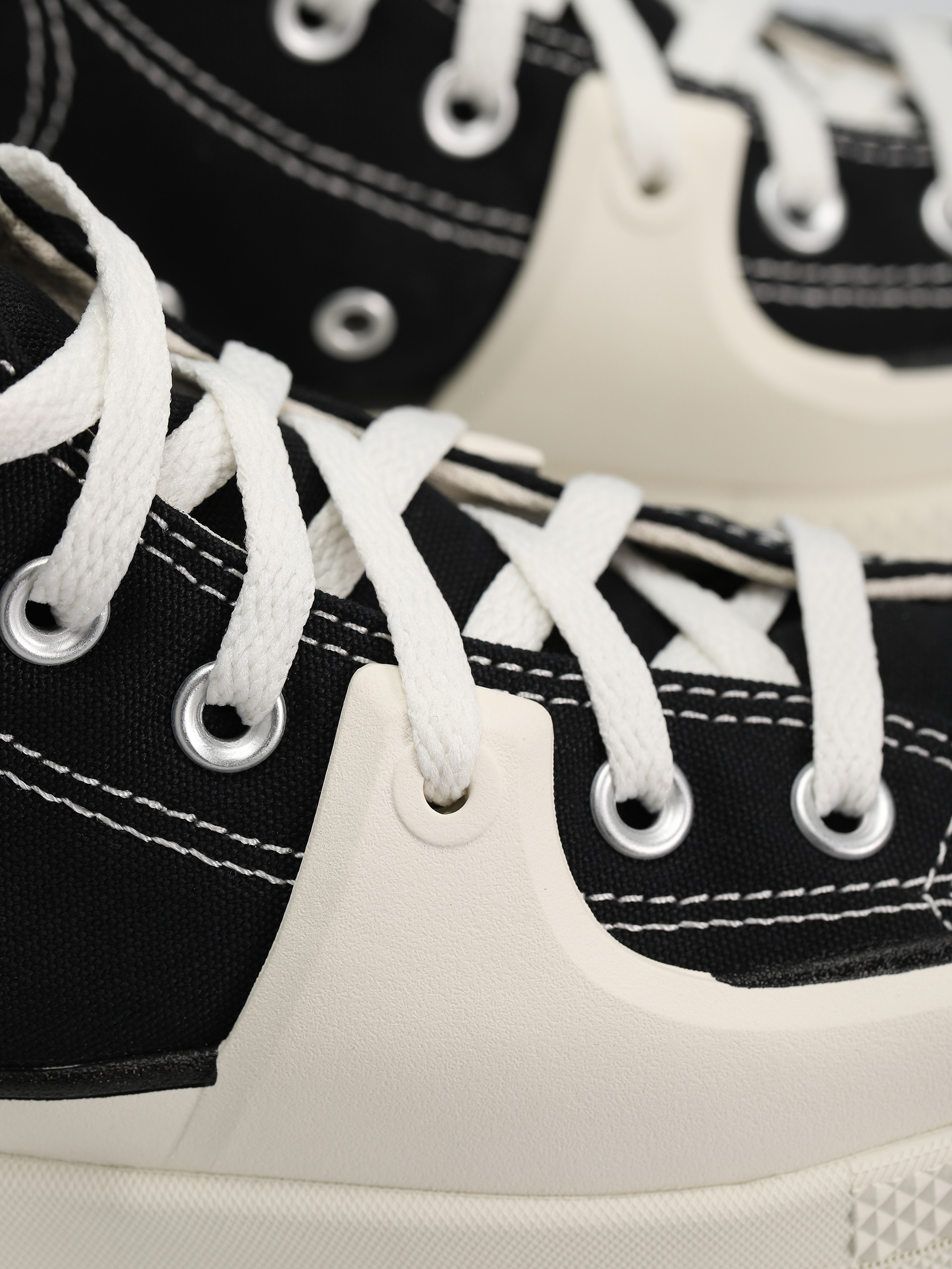 Teniși Converse Chuck Taylor All Star Construct Hi Wmn (black/vintage white)