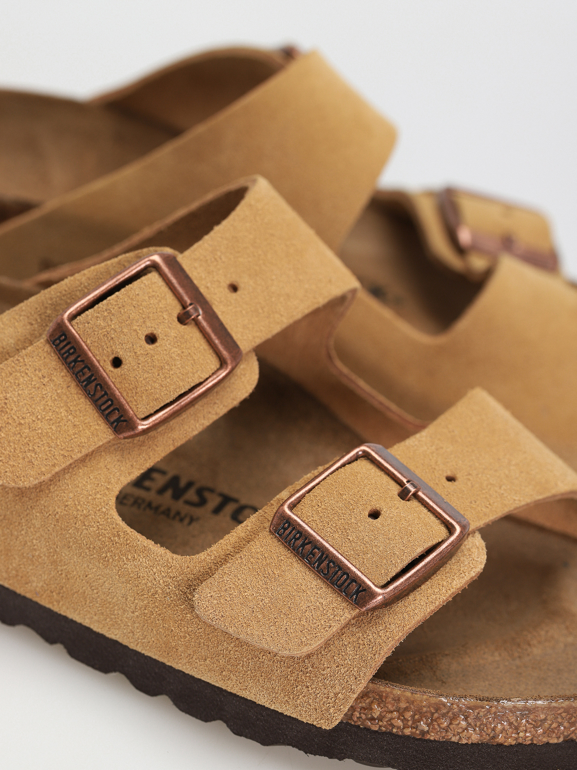 Șlapi Birkenstock Arizona Suede Leather Narrow Wmn (latte cream)