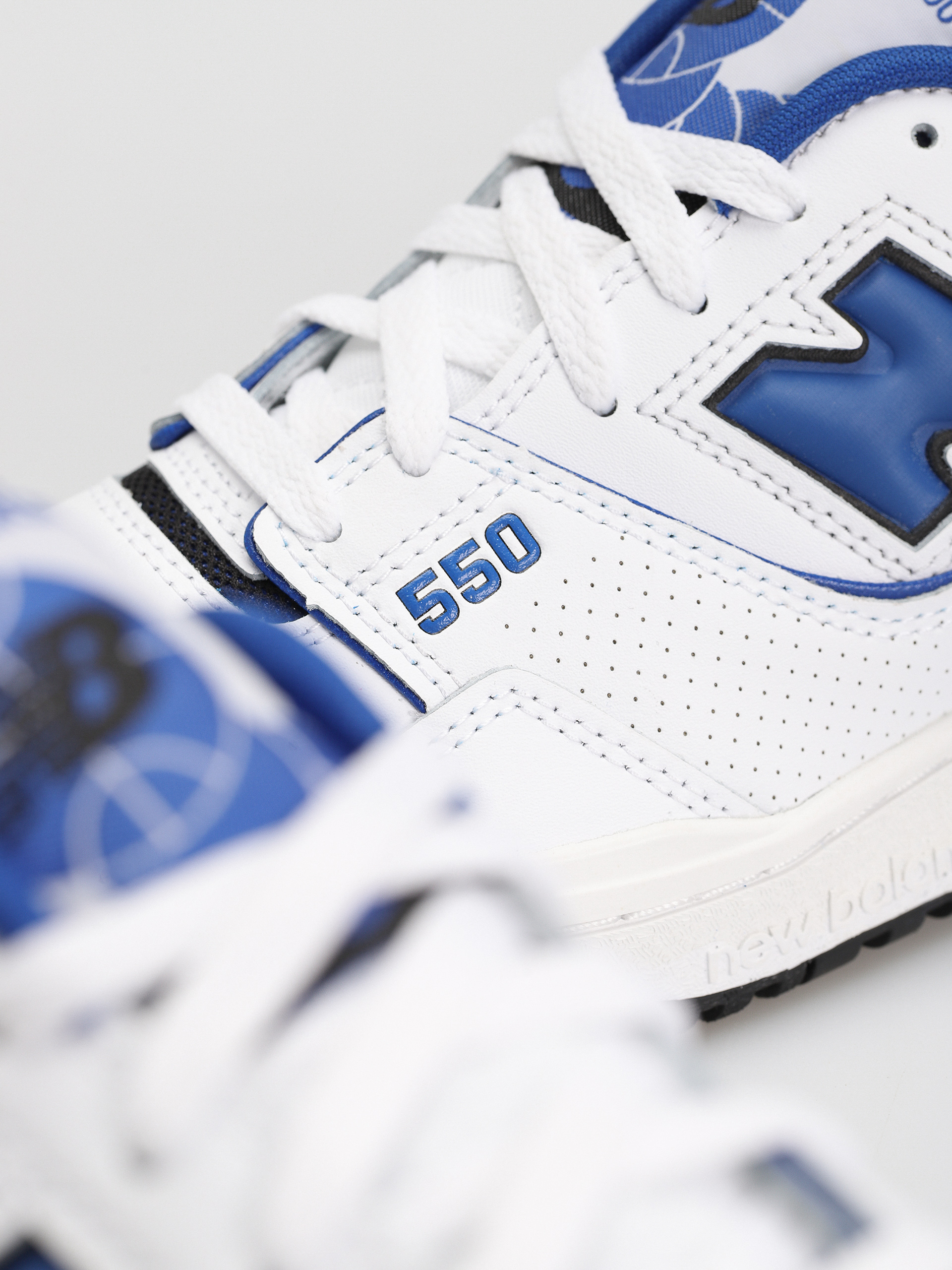 Pantofi New Balance 550 (white/royal)