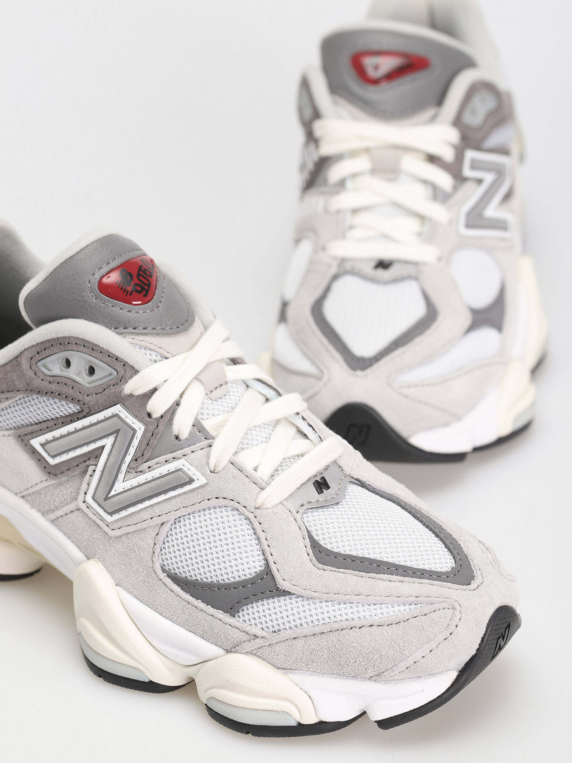 Pantofi New Balance 9060 (grey)