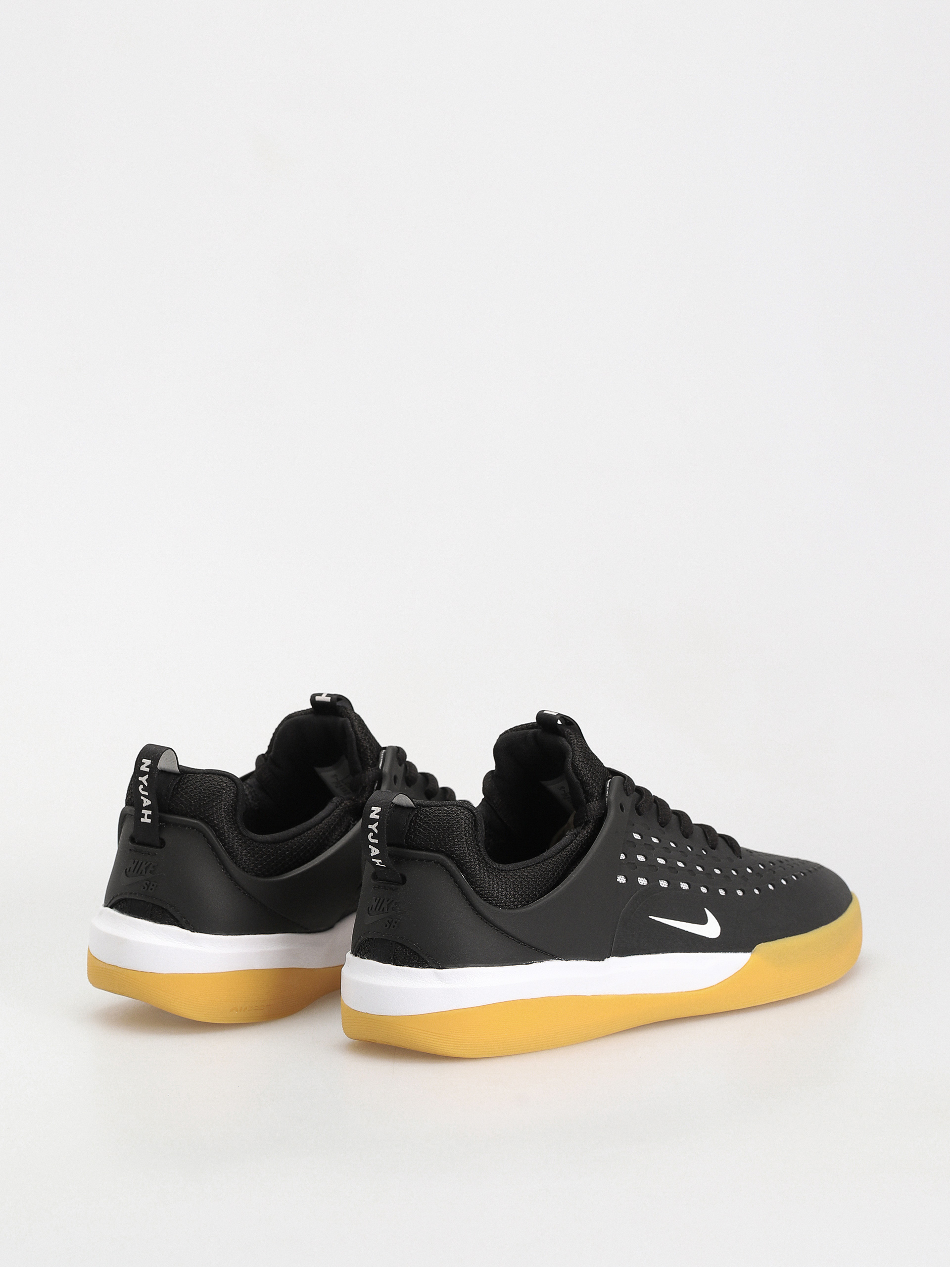 Pantofi Nike SB Zoom Nyjah 3 (black/white black white)