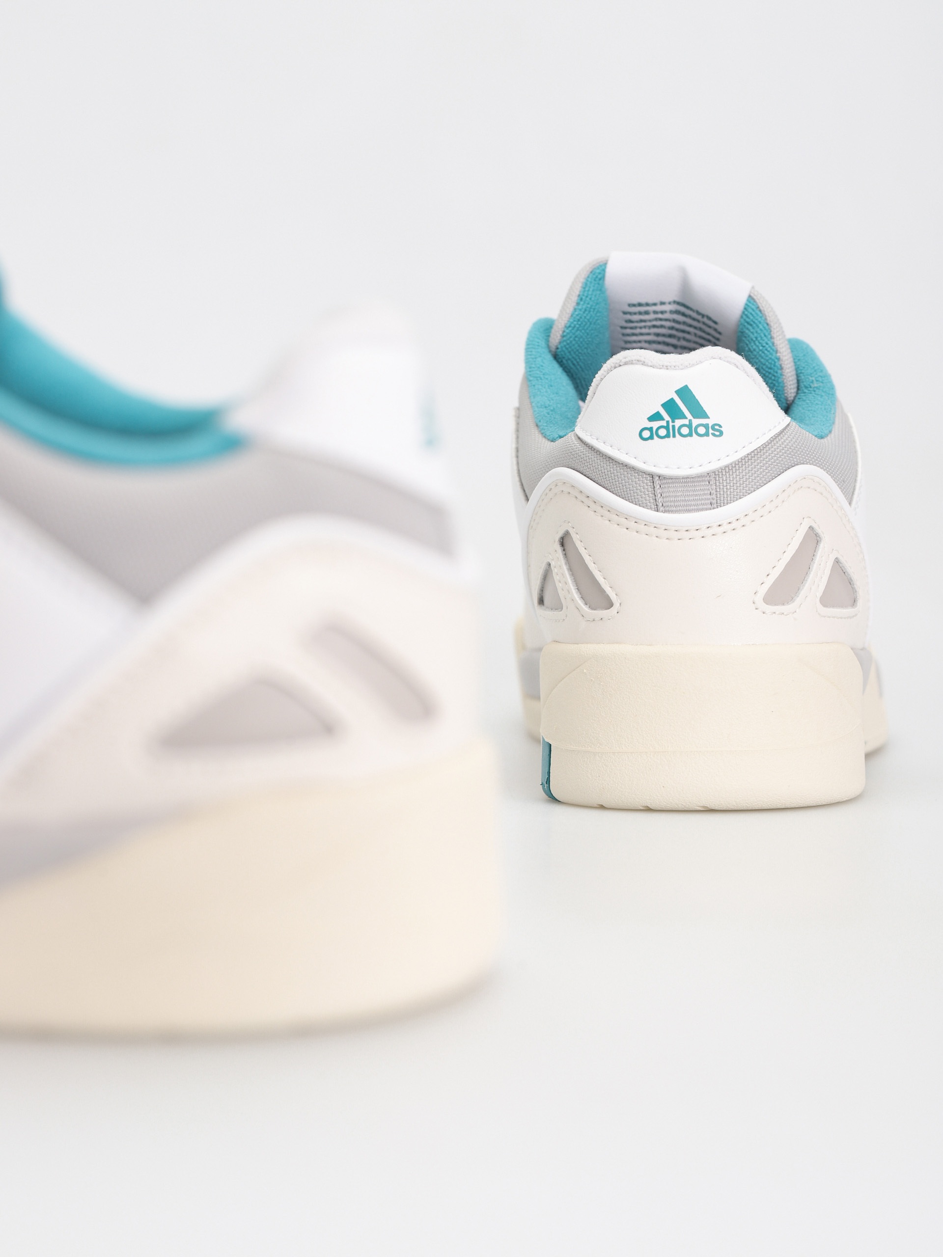 Pantofi adidas Originals Midcity Low (ftwwht/arcfus/woncla)