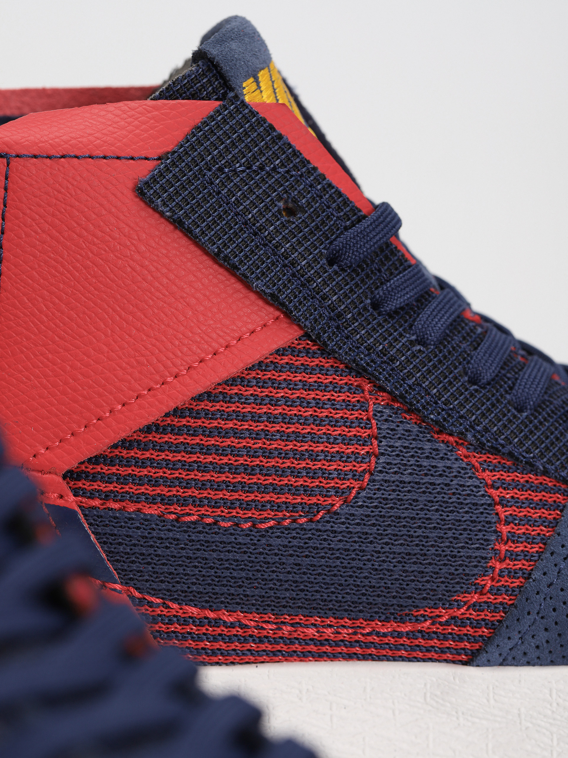 Pantofi Nike SB Zoom Blazer Mid Prm (university red/midnight navy)