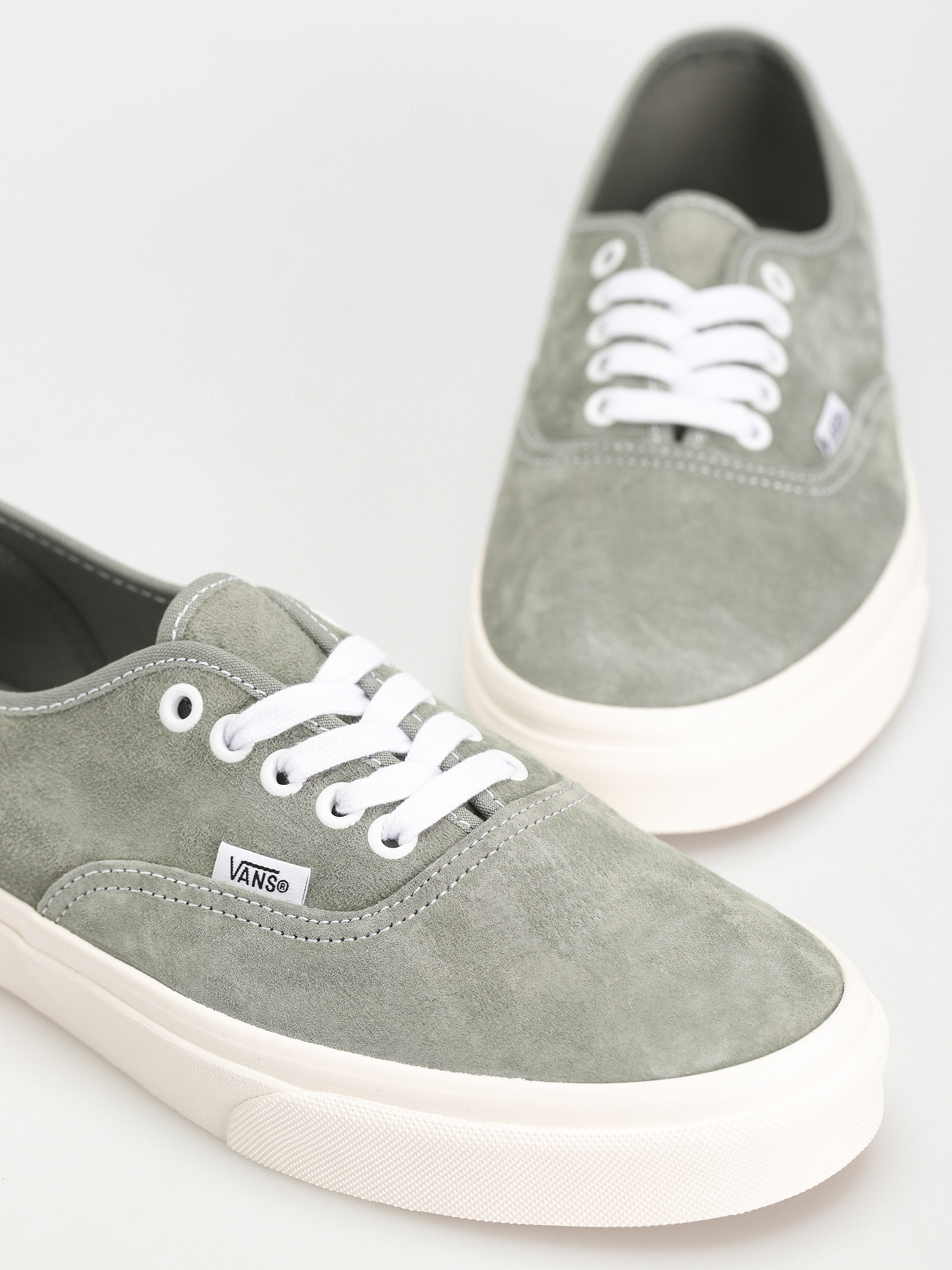 Pantofi Vans Authentic (pig suede shadow)