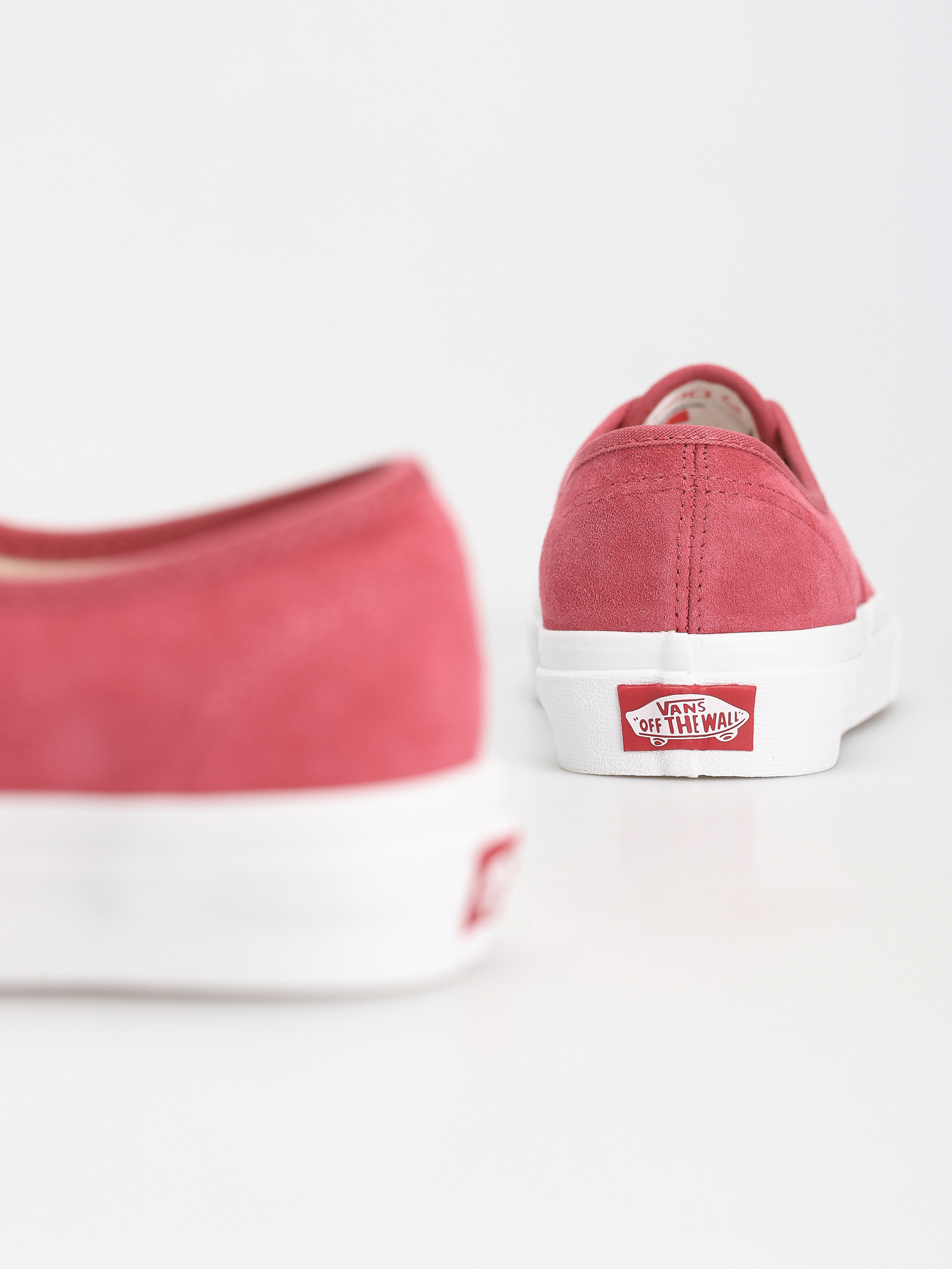 Pantofi Vans Authentic (pig suede holly berry)