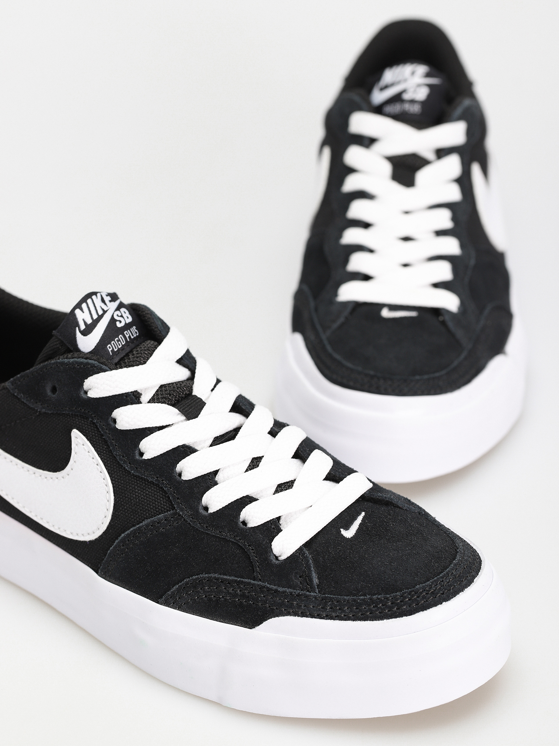 Pantofi Nike SB Zoom Pogo Plus (black/white black white)