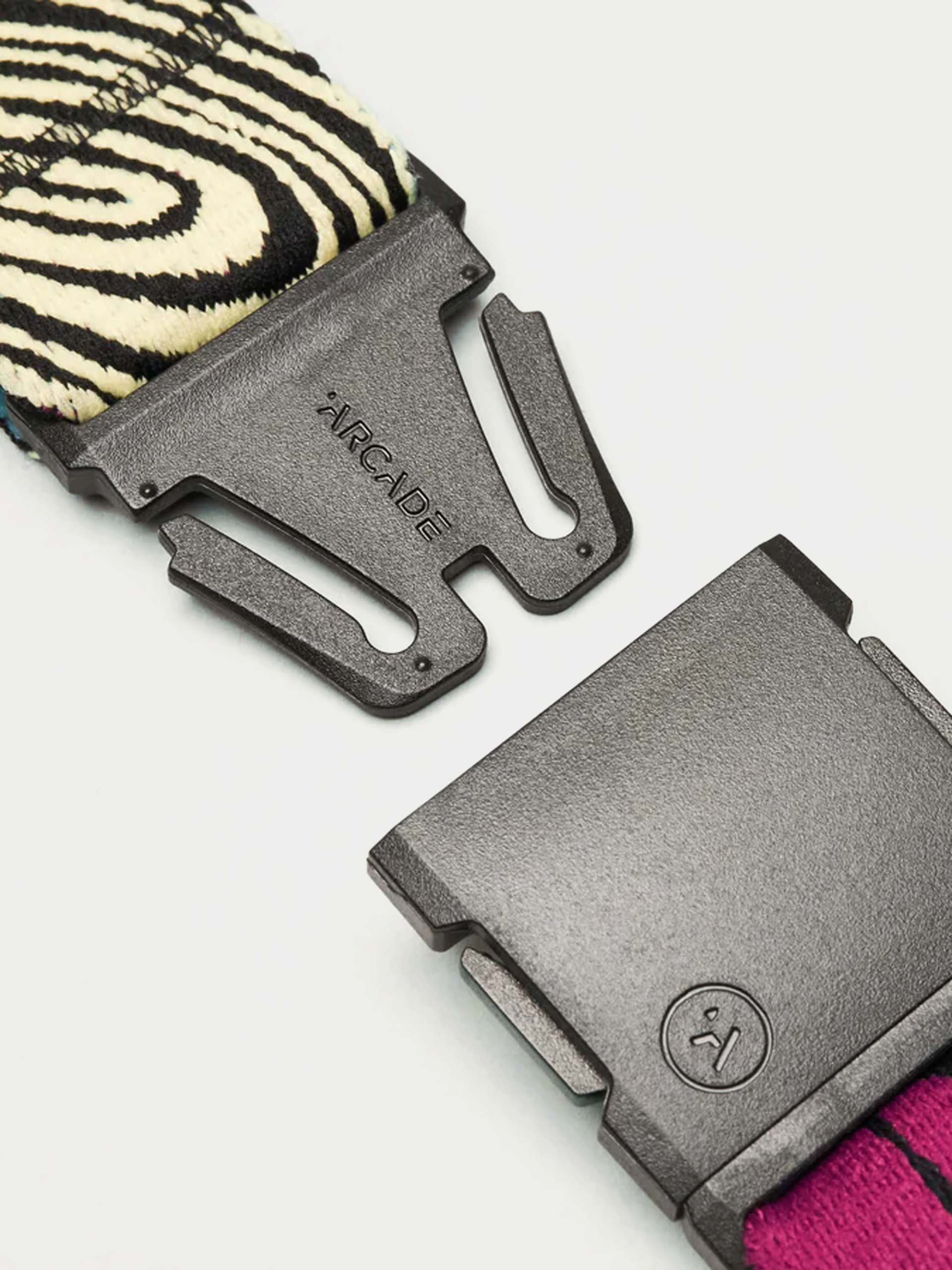 Curea Arcade Save the Waves (amalfi/rise)