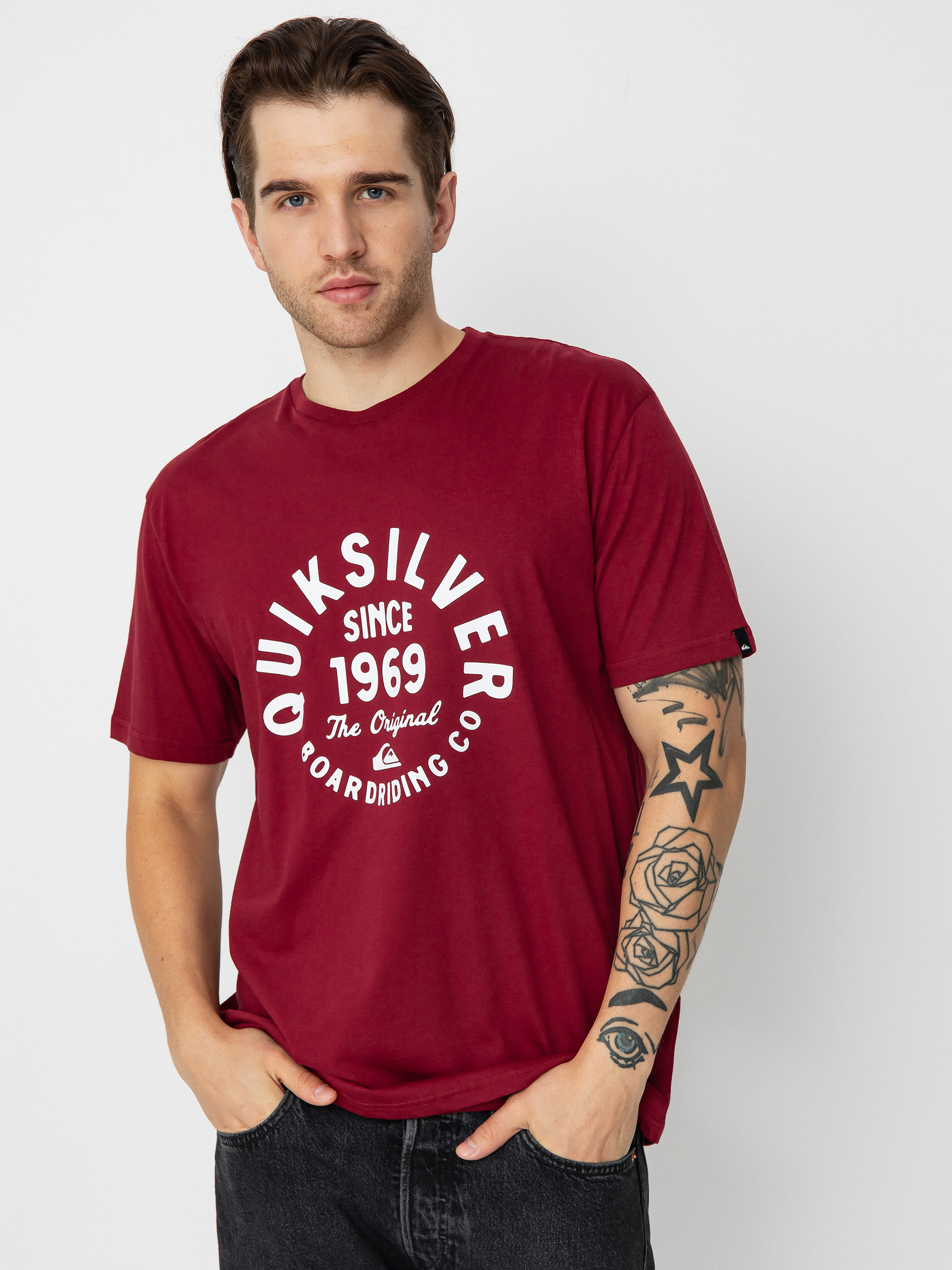 Tricou Quiksilver Circled Script Front (tibetan red)