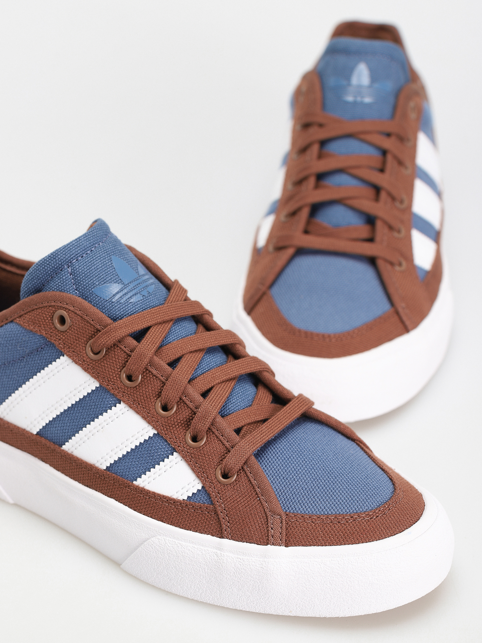 Pantofi adidas Court Tns Premiere (prebrn/ftwwht/creblu)