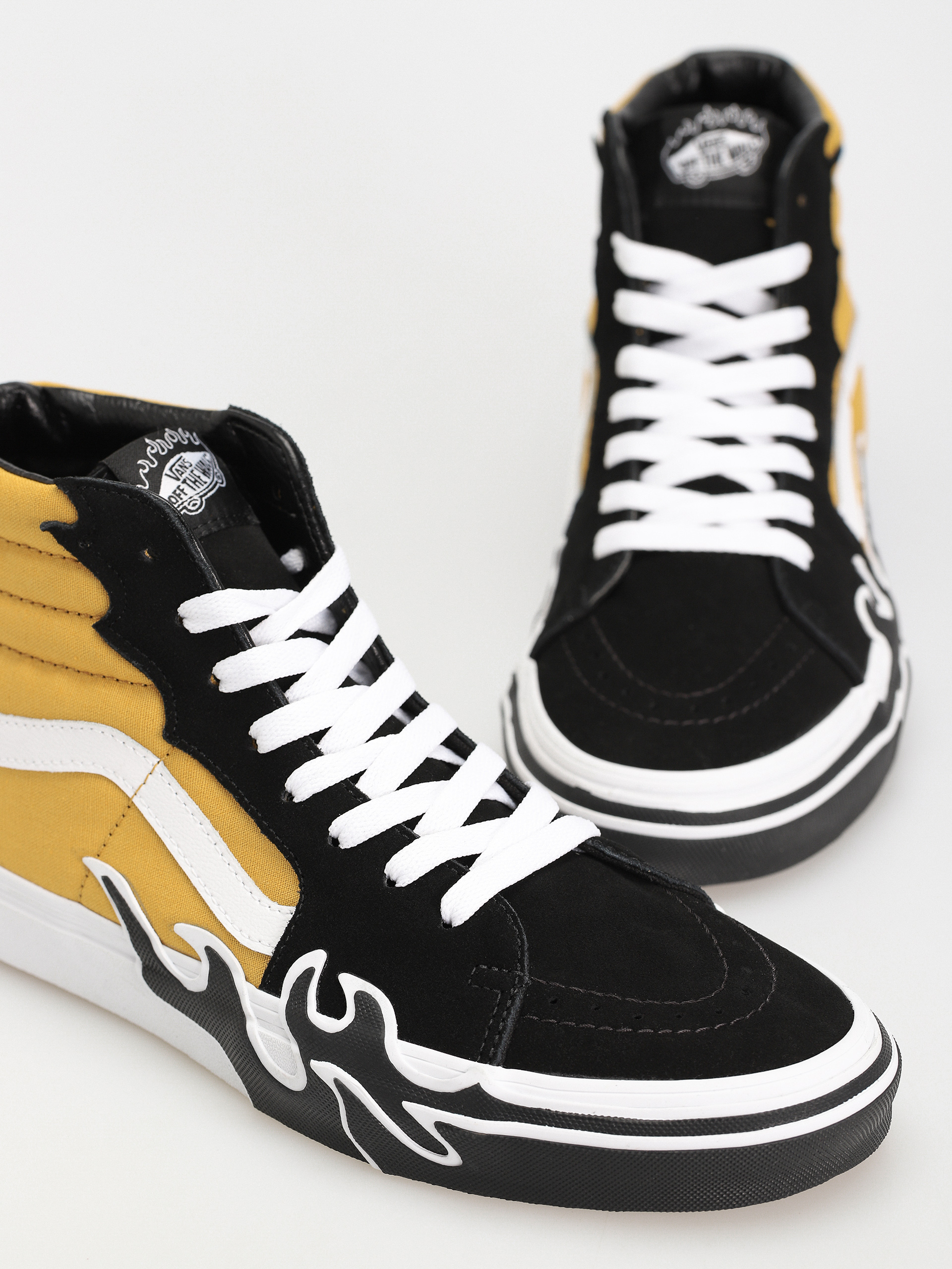 Pantofi Vans Sk8 Hi Flame (black/yellow)