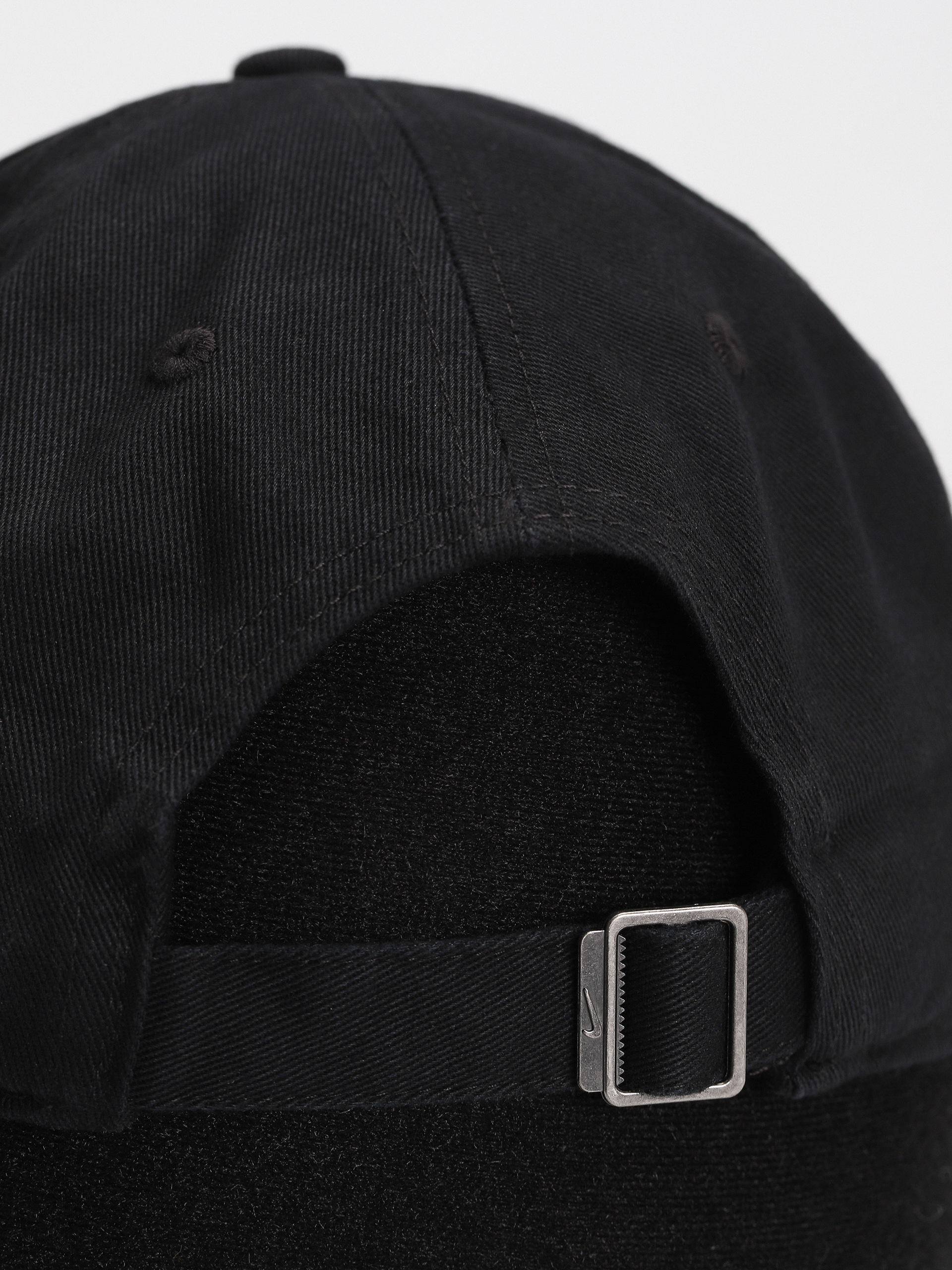 Șapcă Nike SB Club Cb Fut Wsh L (black/white)