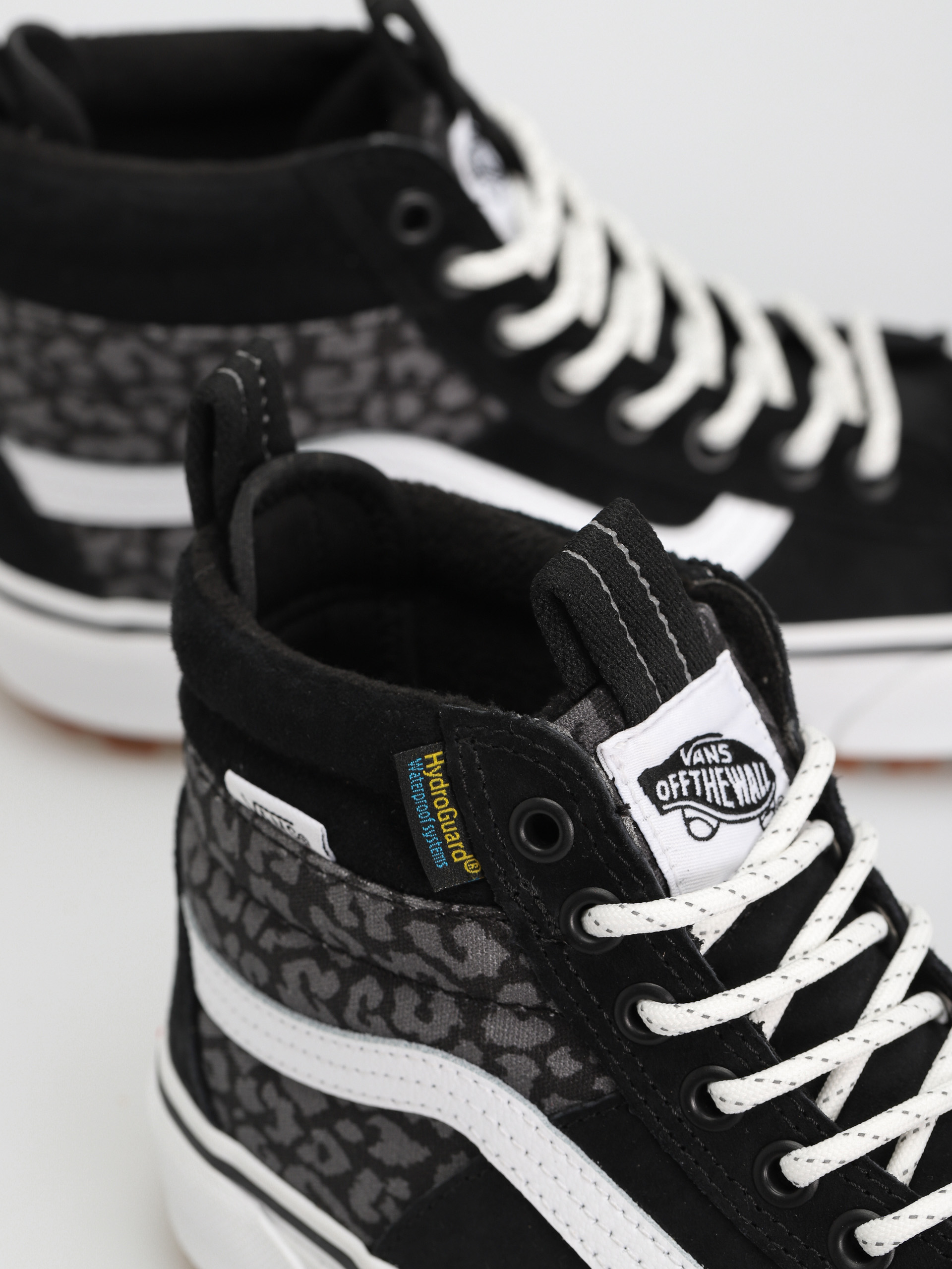 Pantofi Vans Sk8 Hi Mte 2 (leopard black/white)