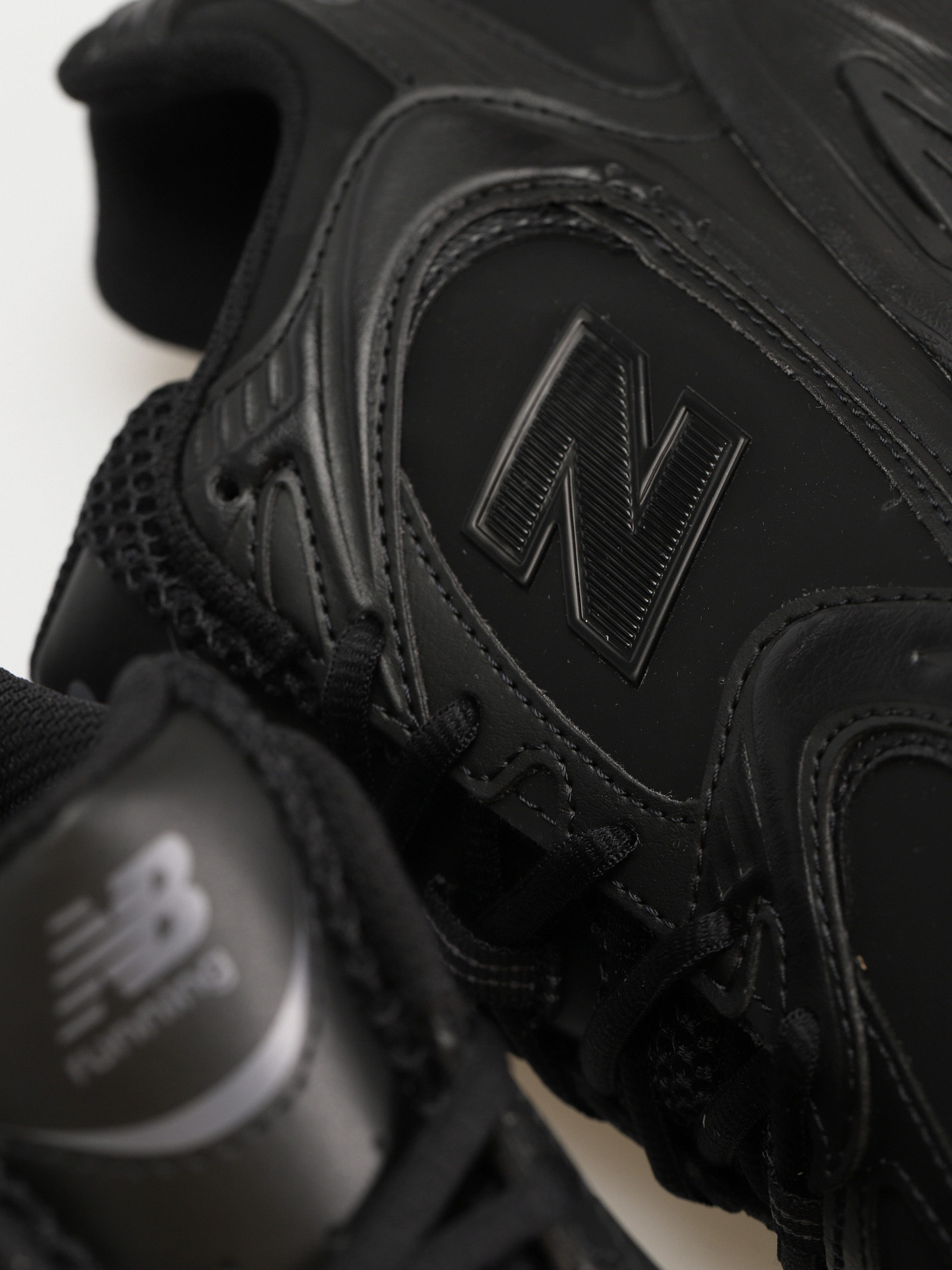 Pantofi New Balance 530 (black)