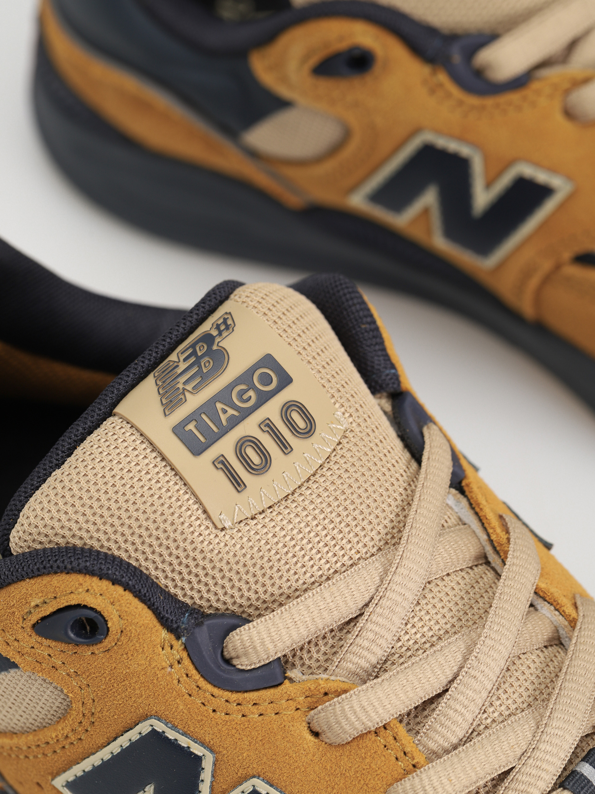 Pantofi New Balance 1010 (wheat)