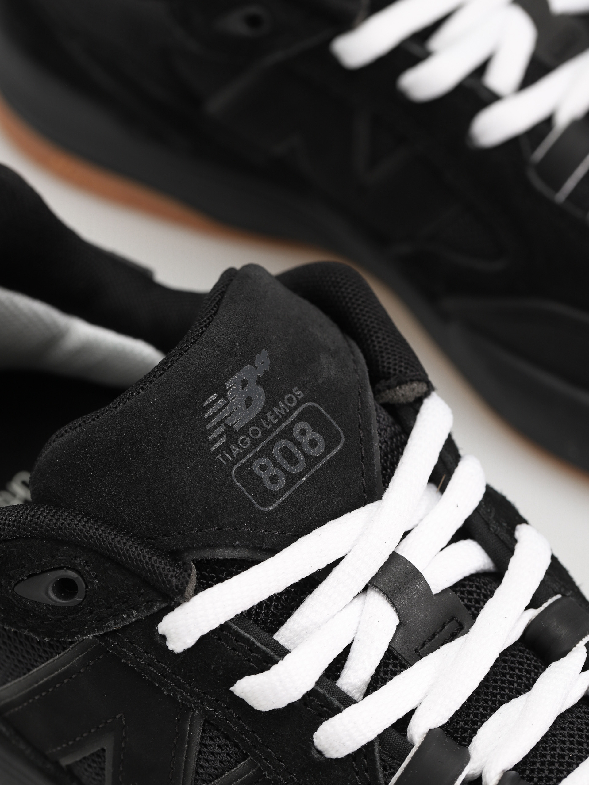 Pantofi New Balance 808 (black/black)