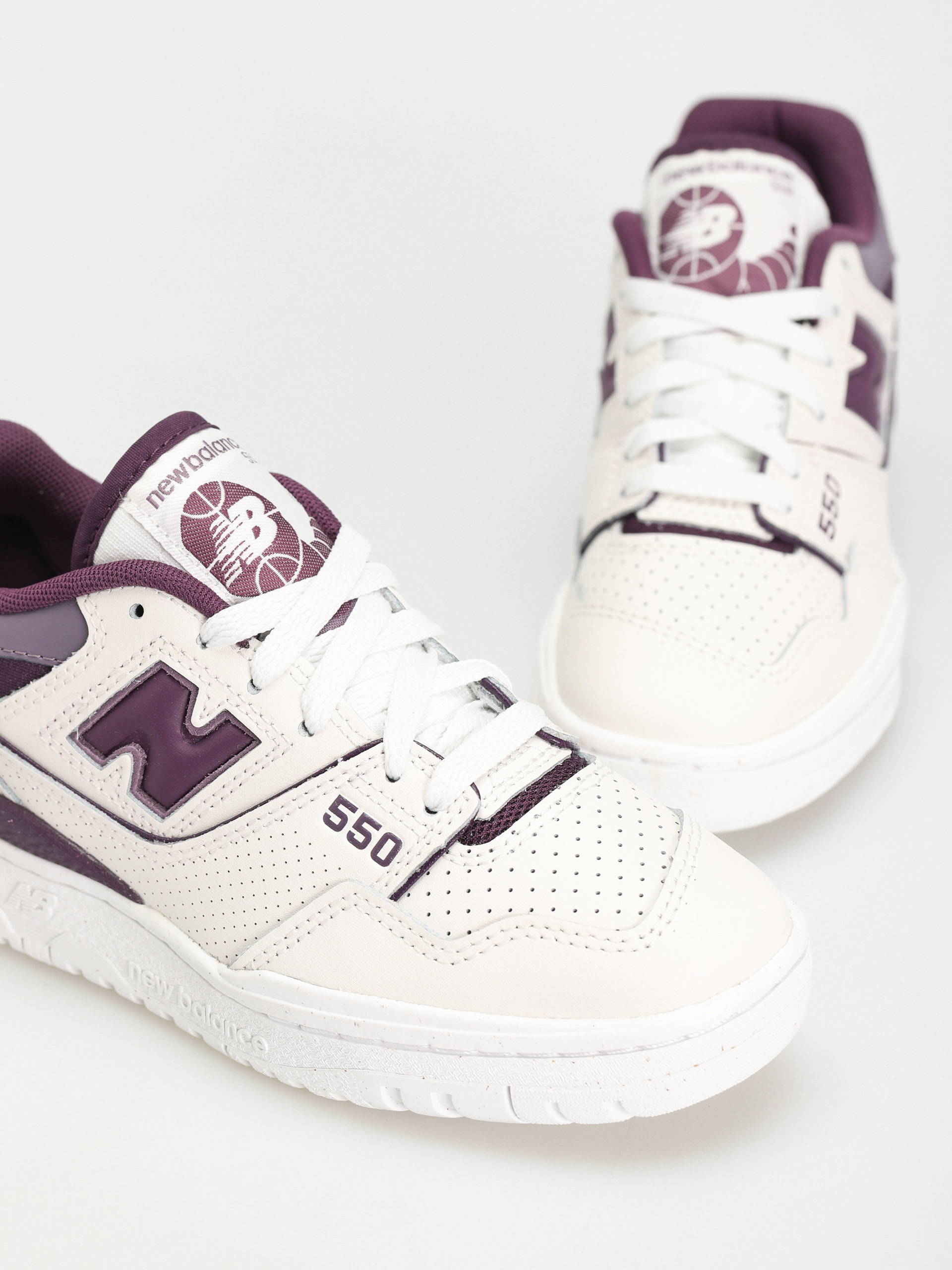 Pantofi New Balance 550 Wmn (reflection)