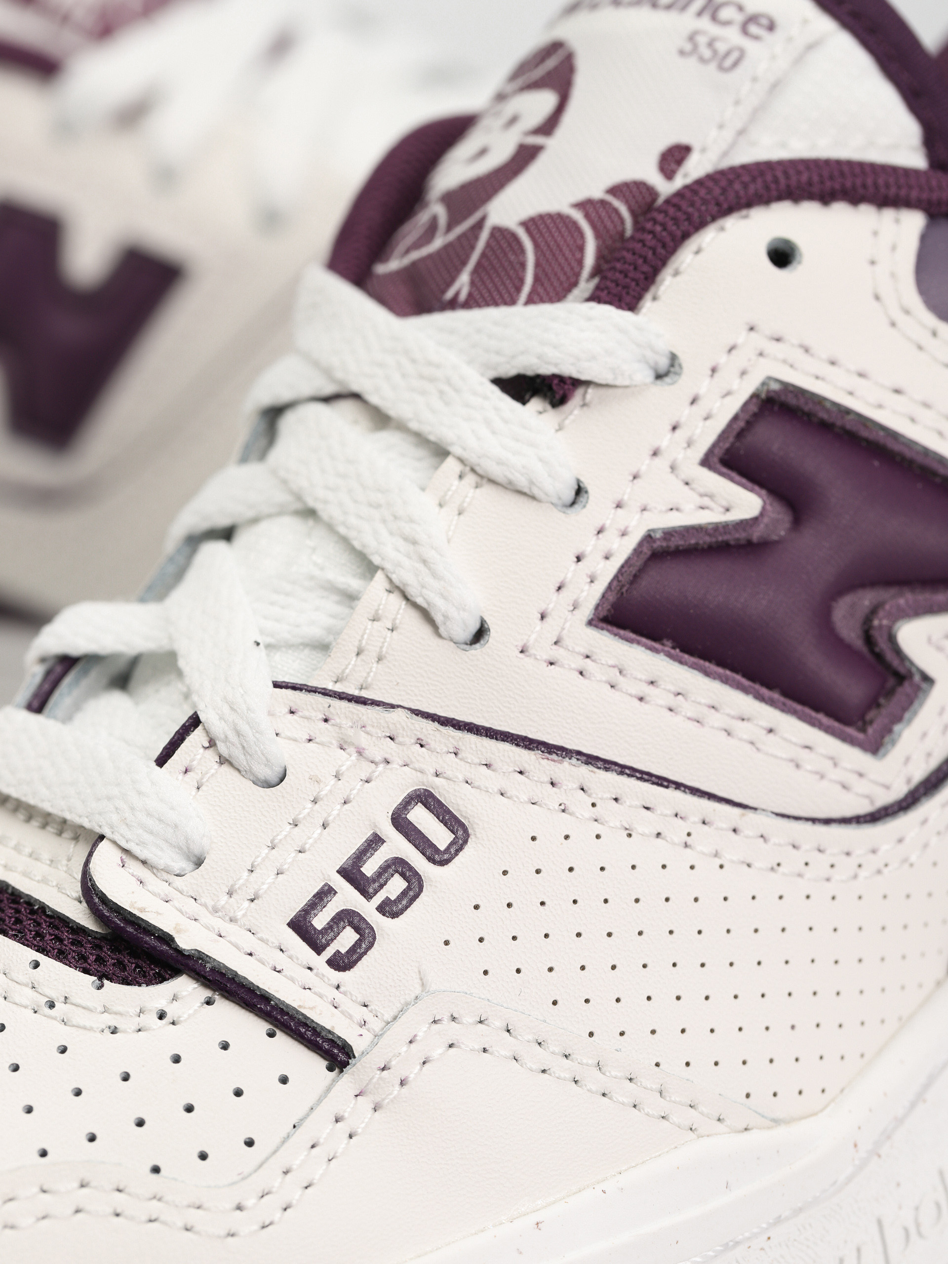 Pantofi New Balance 550 Wmn (reflection)