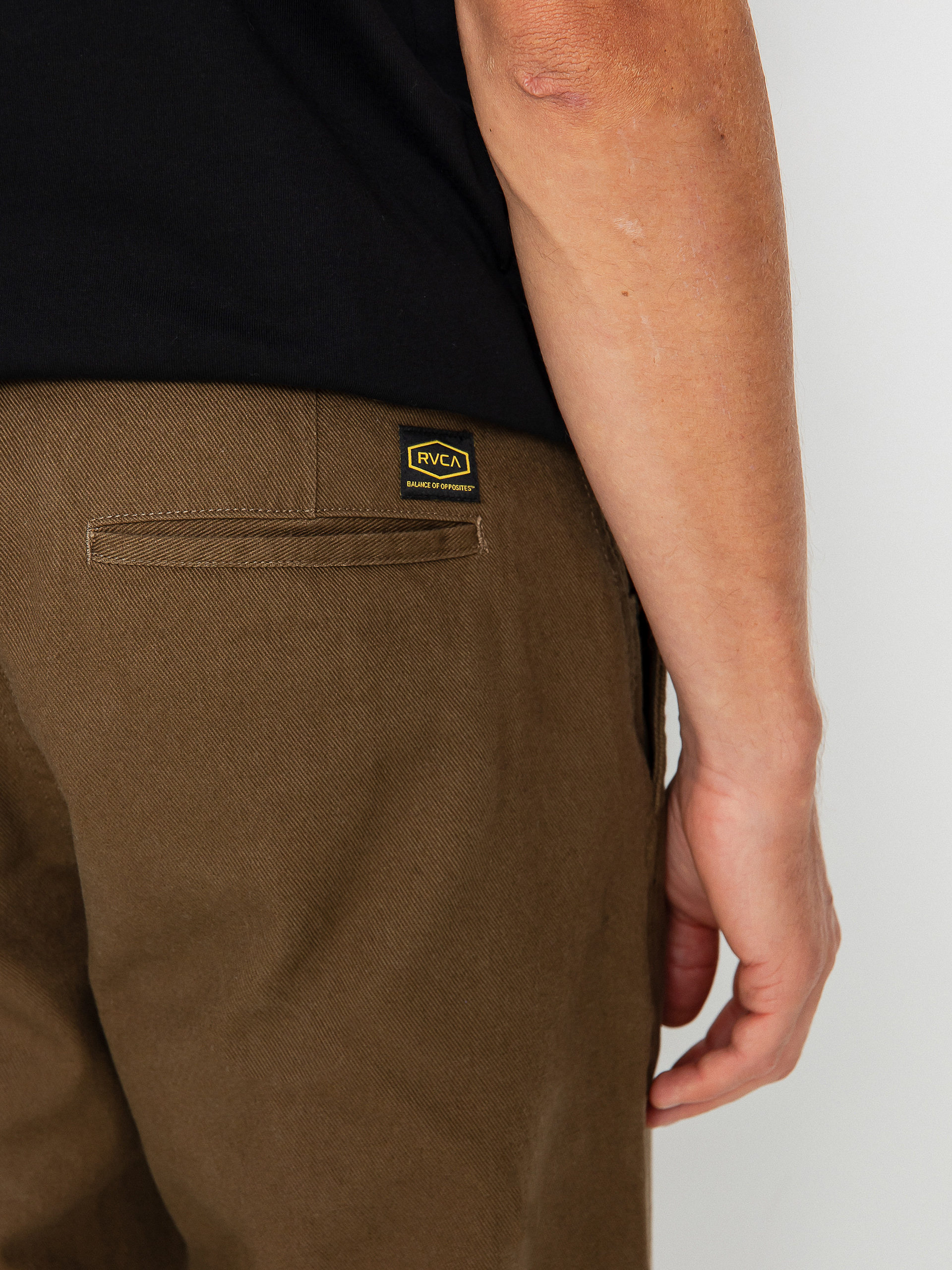 Pantaloni RVCA Americana Chino (bombay brown)