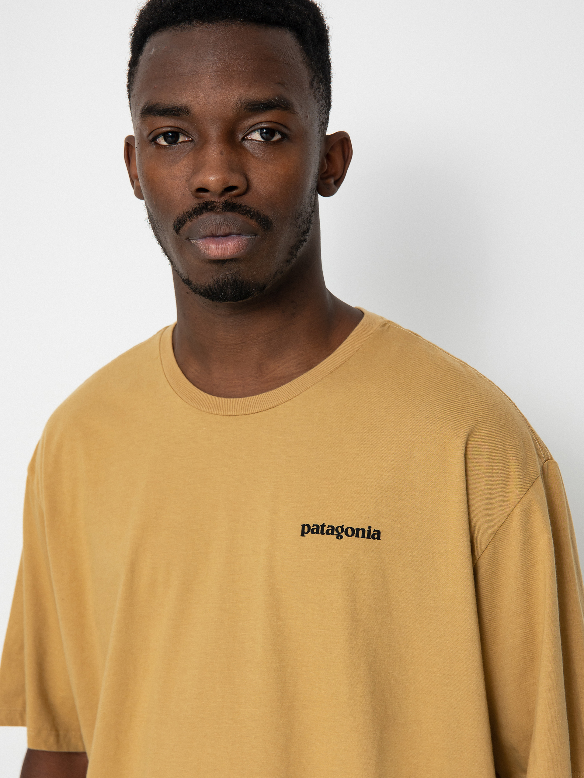 Tricou Patagonia P 6 Mission Organic (grayling brown)