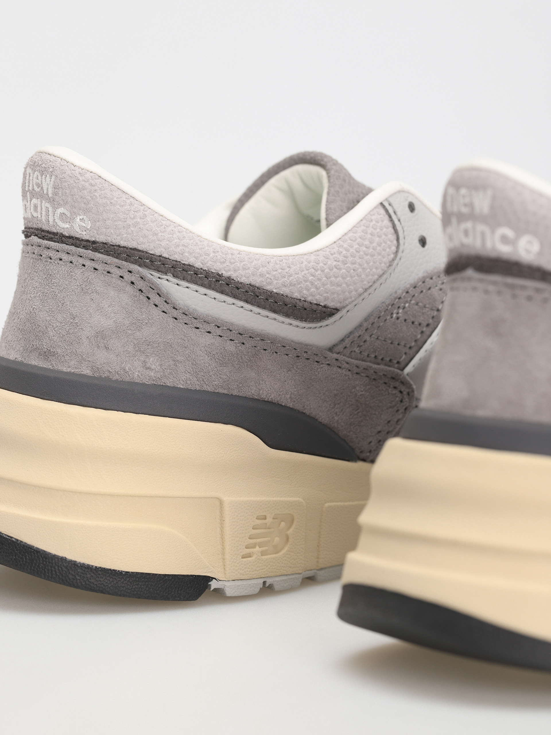 Pantofi New Balance 997 (shadow grey)