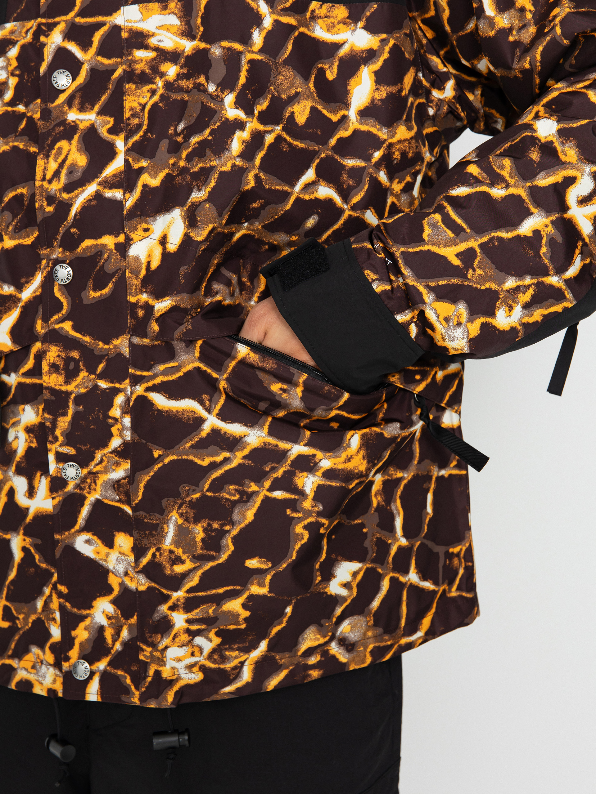 Geacă The North Face 86 Retro Mountain (coal brown wtrdstp/tnfb)