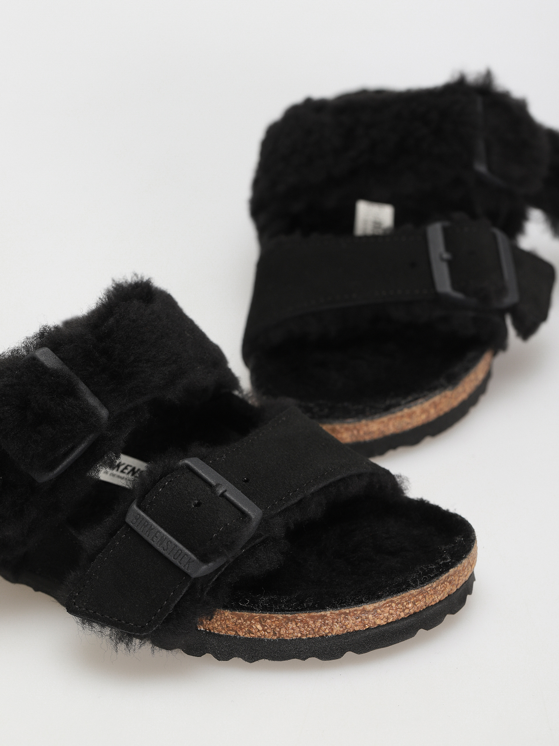 Șlapi Birkenstock Arizona Split Teddy Parts Rivet Logo Suede Leather/Fur Narrow Wmn (black)