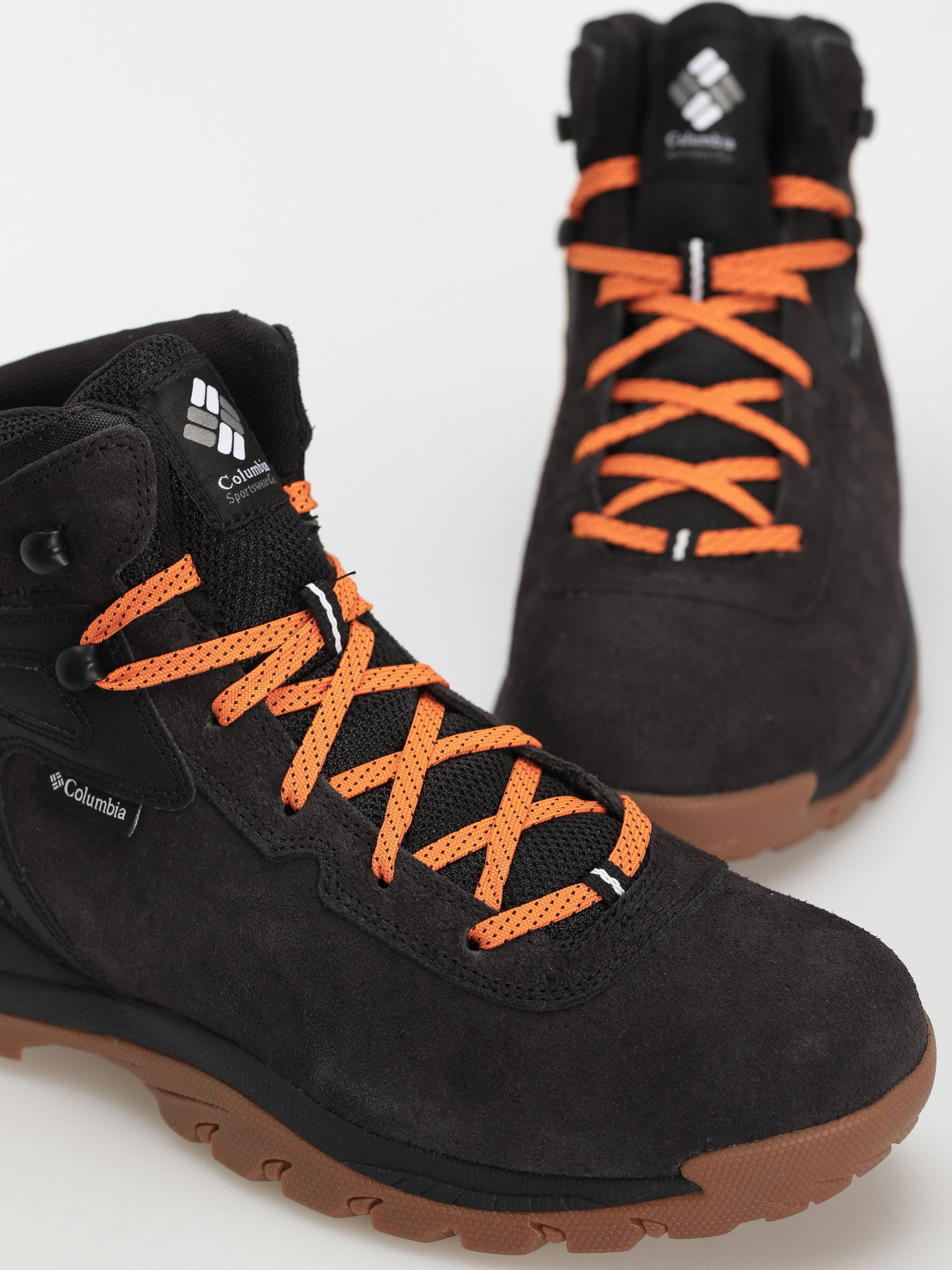 Pantofi Columbia Newton Ridge Bc (black/bright orange)