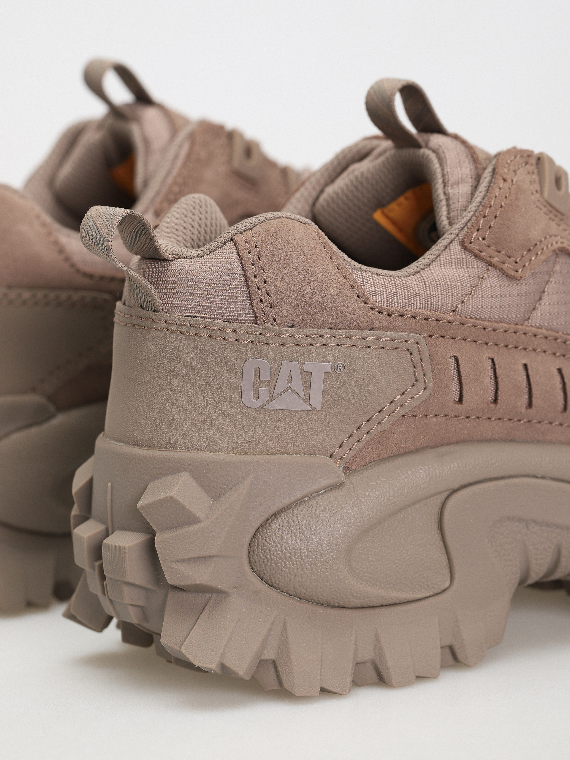 Pantofi Caterpillar Intruder (fungi)