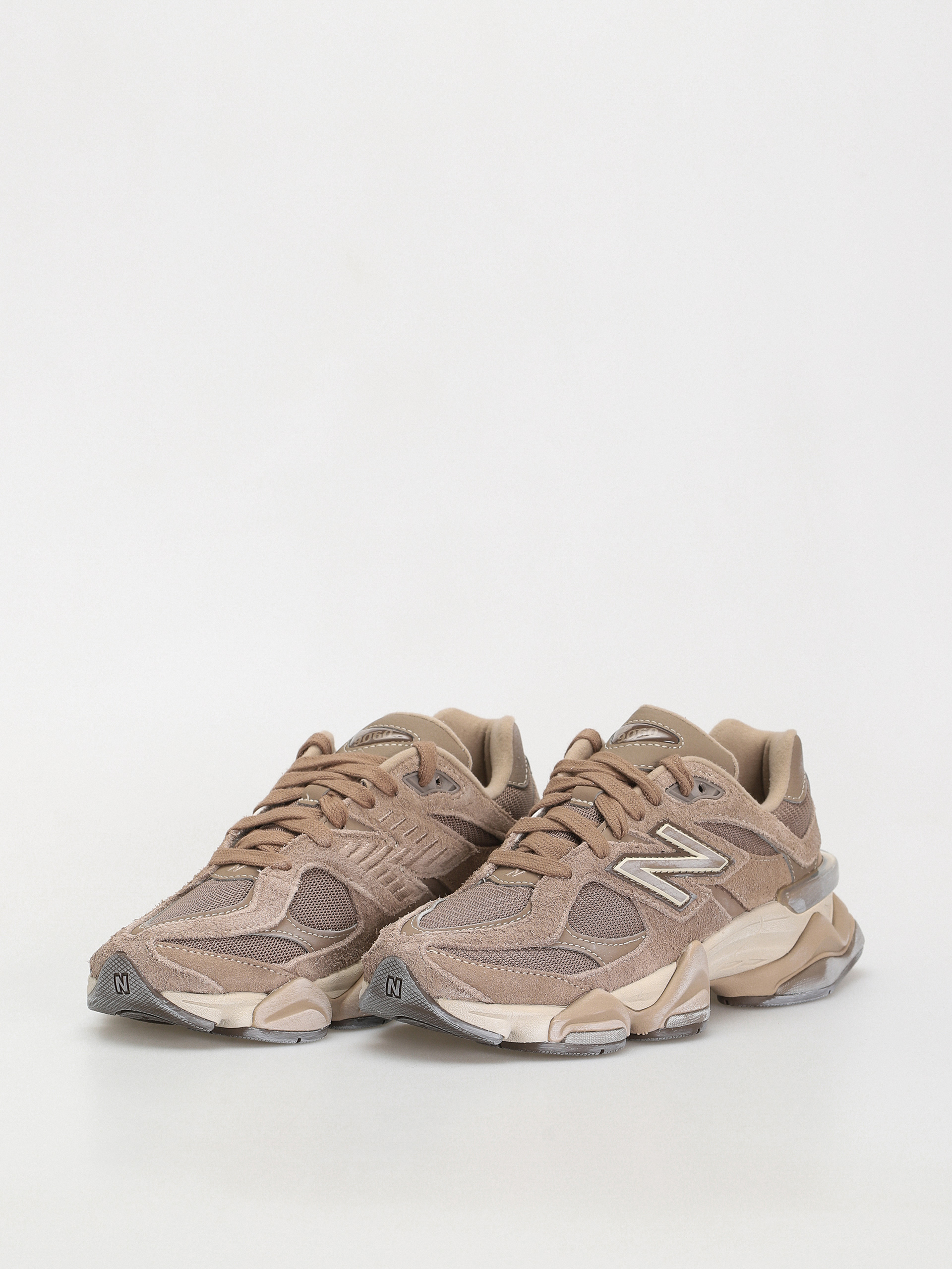 Pantofi New Balance 9060 (mushroom)