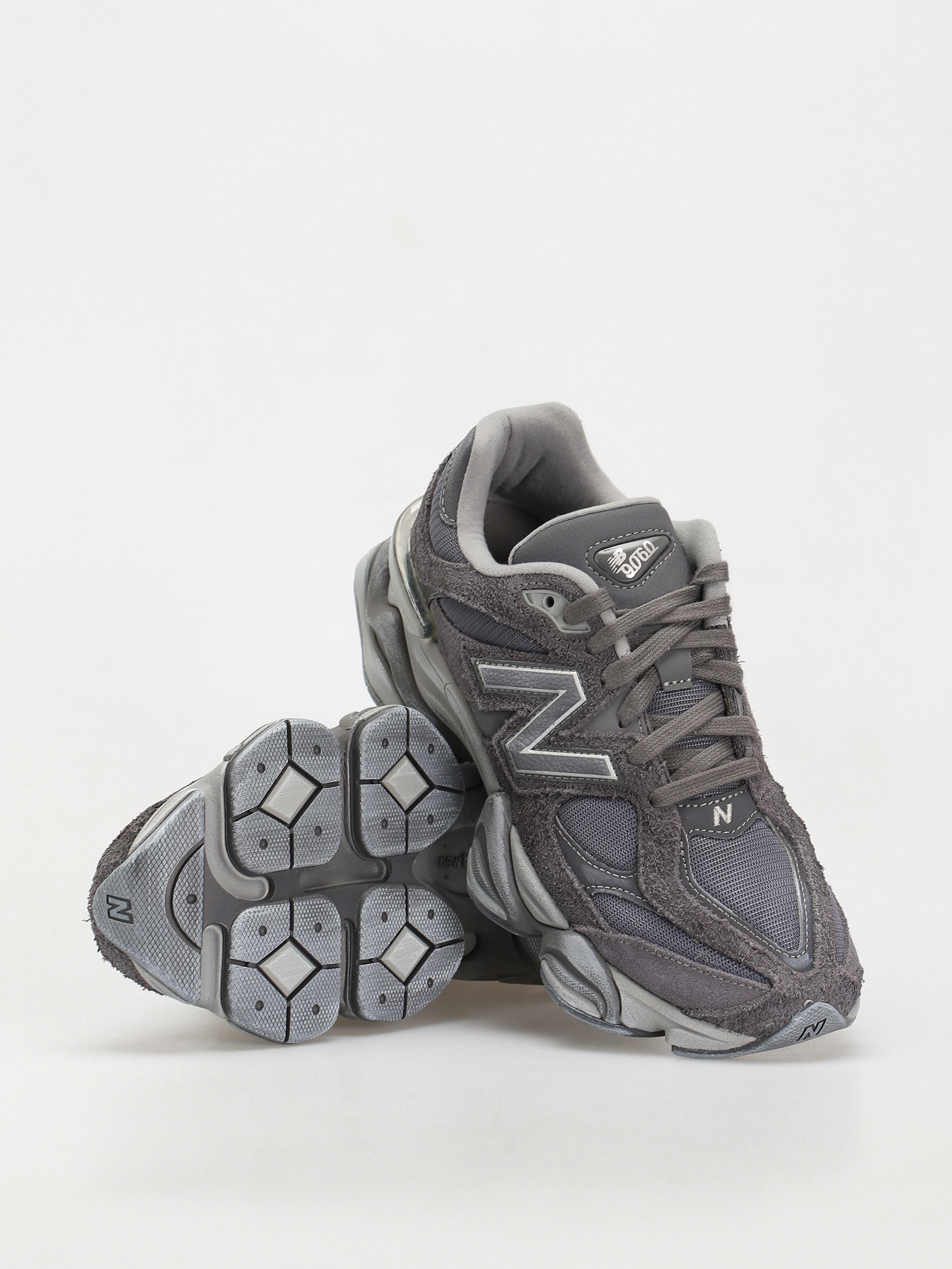 Pantofi New Balance 9060 - gri (magnet)