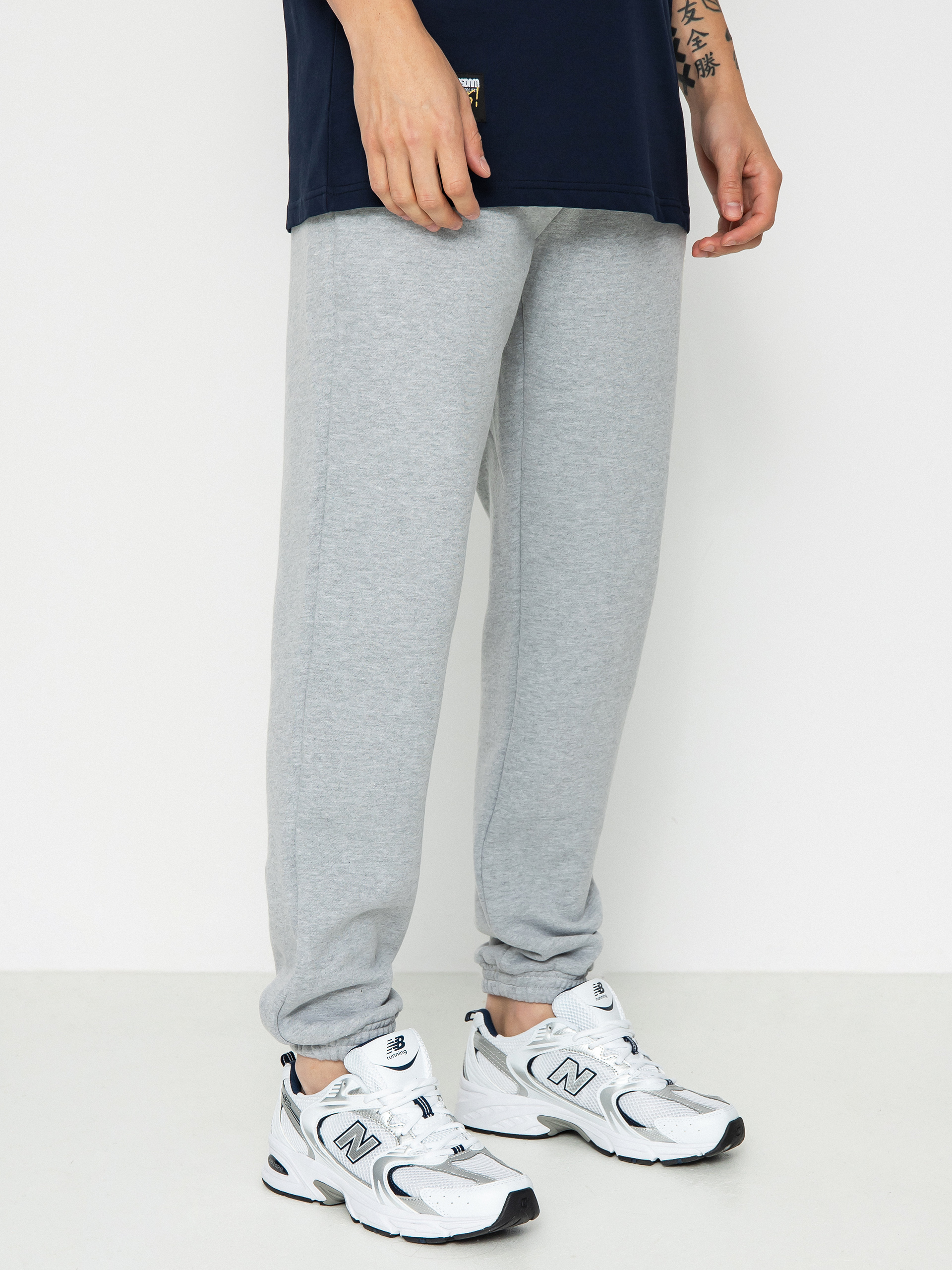Pantaloni MassDnm Patch Straight Fit (light heather grey)