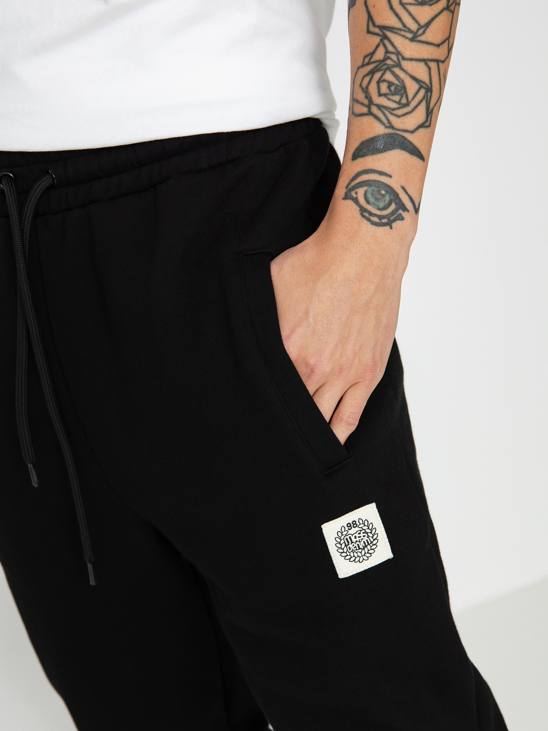 Pantaloni MassDnm Patch Straight Fit (black)