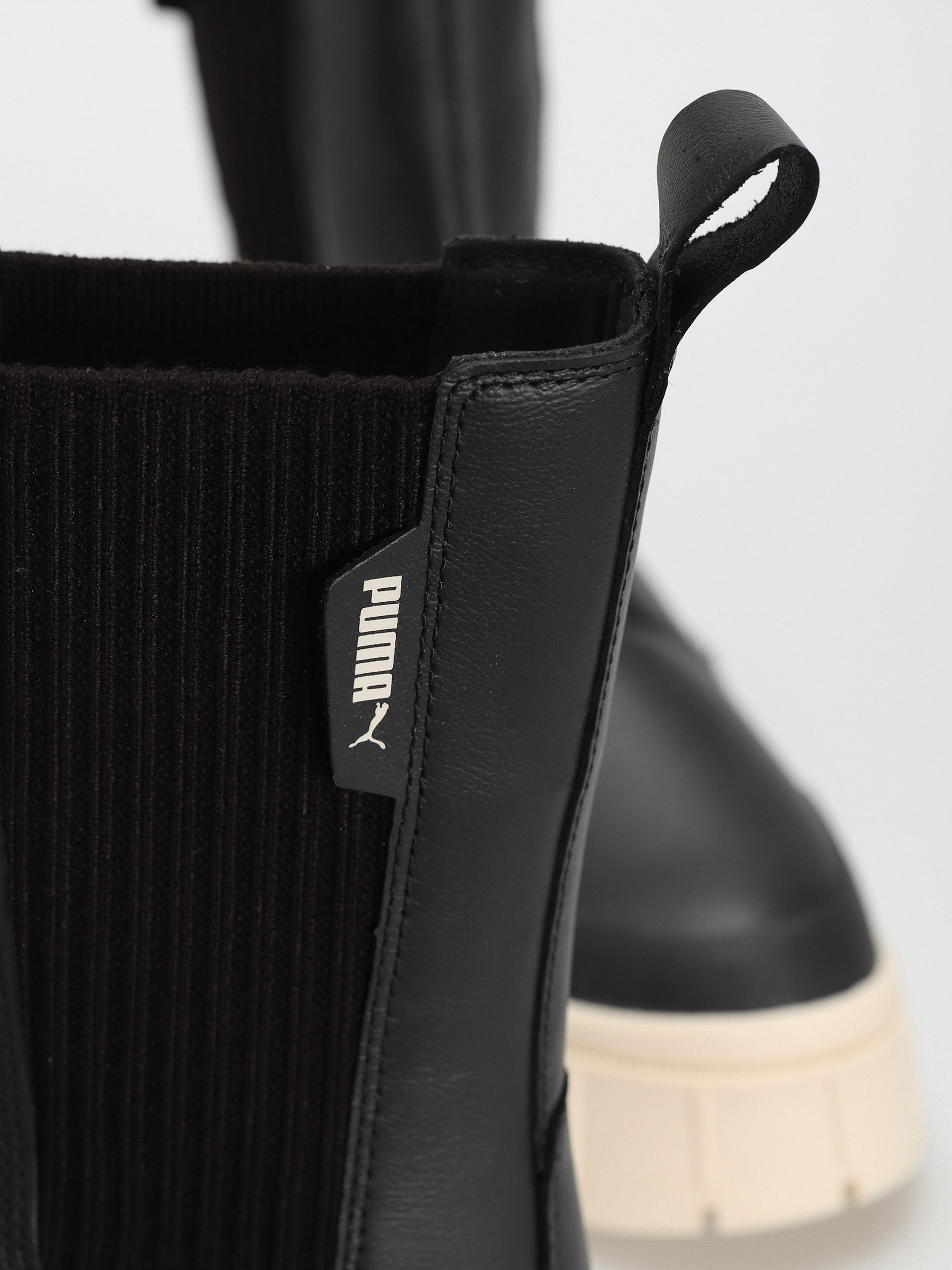 Pantofi Puma Mayze Stack Chelsea Winter Wmn (puma black)