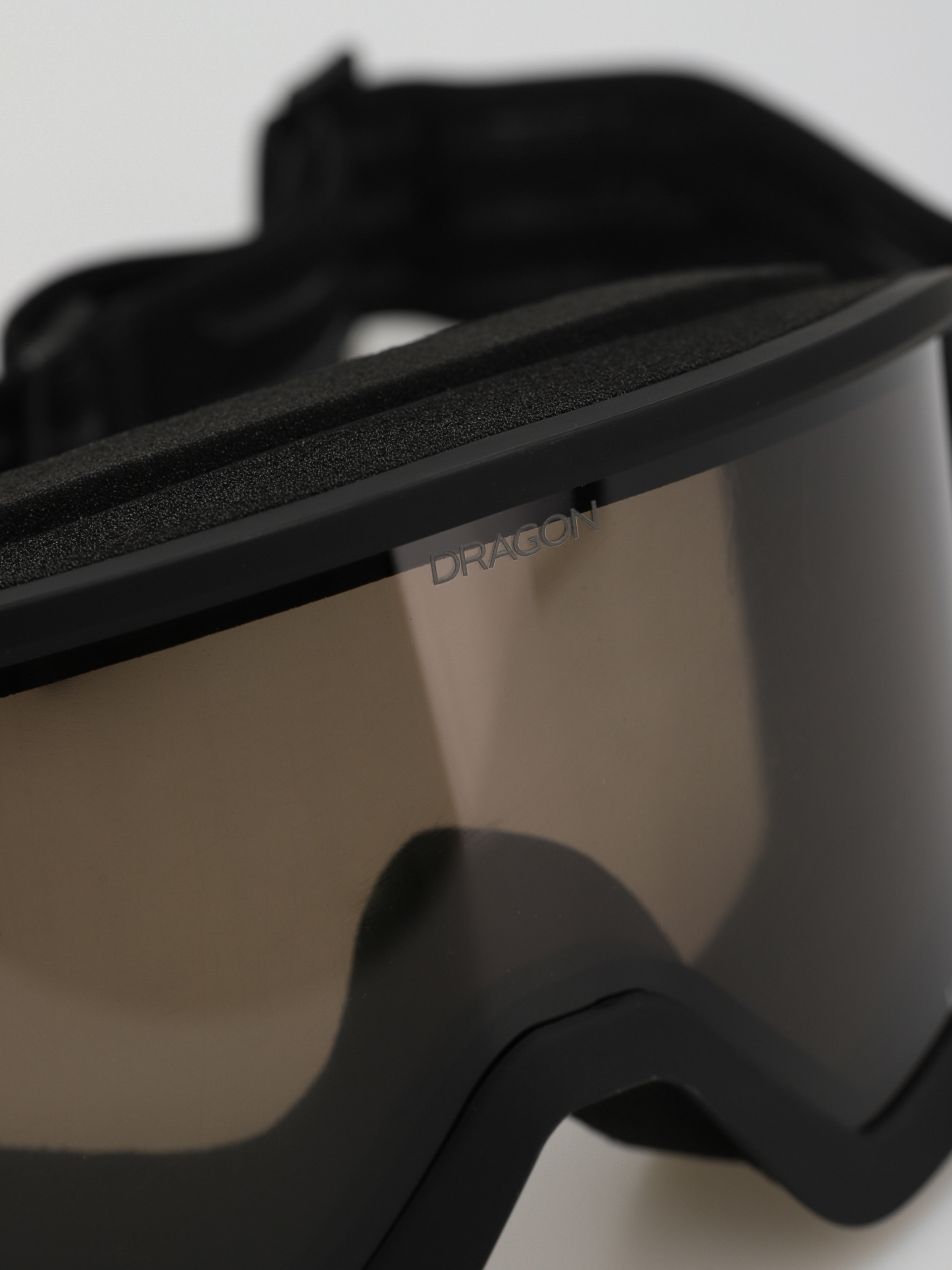 Ochelari pentru snowboard Dragon DX3 L OTG (classicblack/lumalens dark smoke)