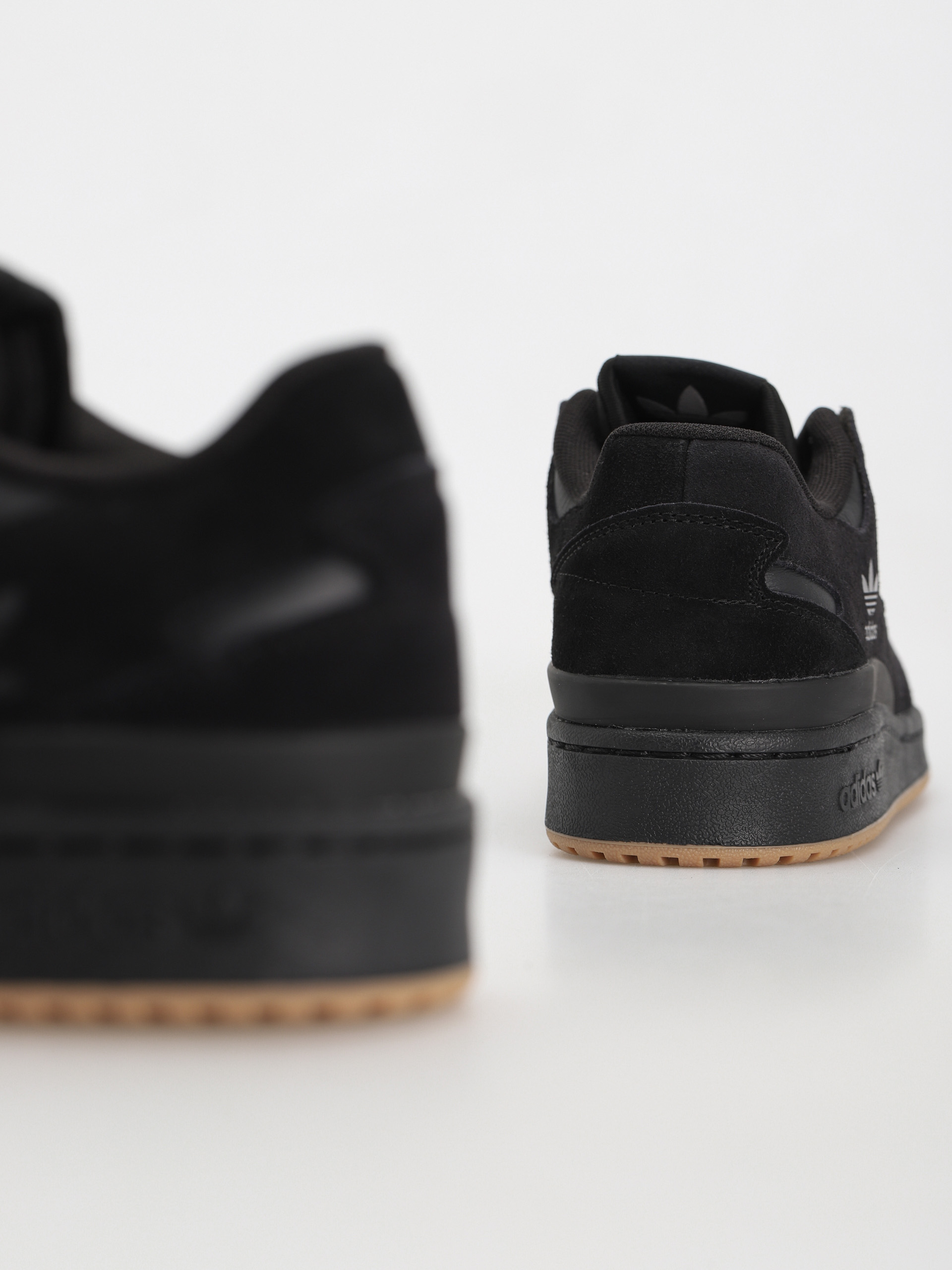 Pantofi adidas Forum 84 Low ADV (cblack/carbon/grethr)