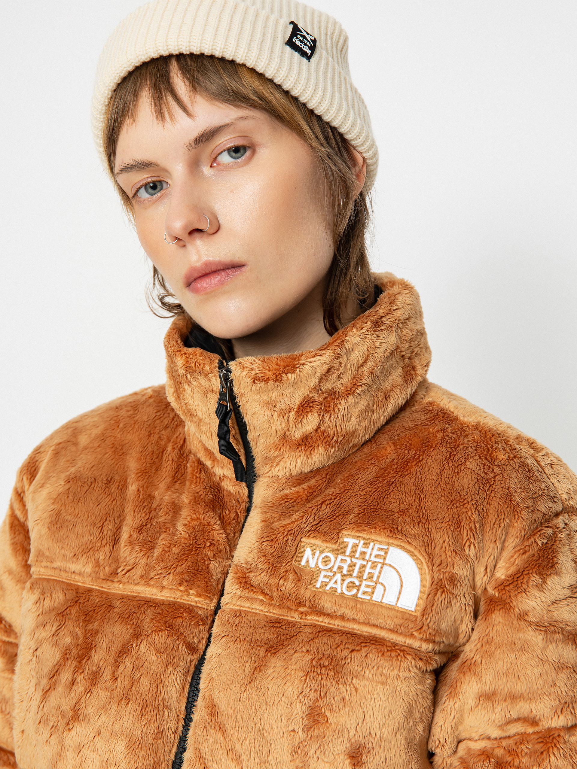 Geacă The North Face Versa Velour Nuptse Wmn (almond butter)
